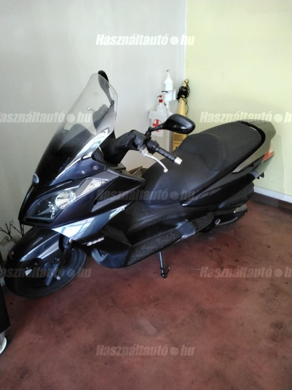 KYMCO DOWNTOWN 300 2010/6 - 1