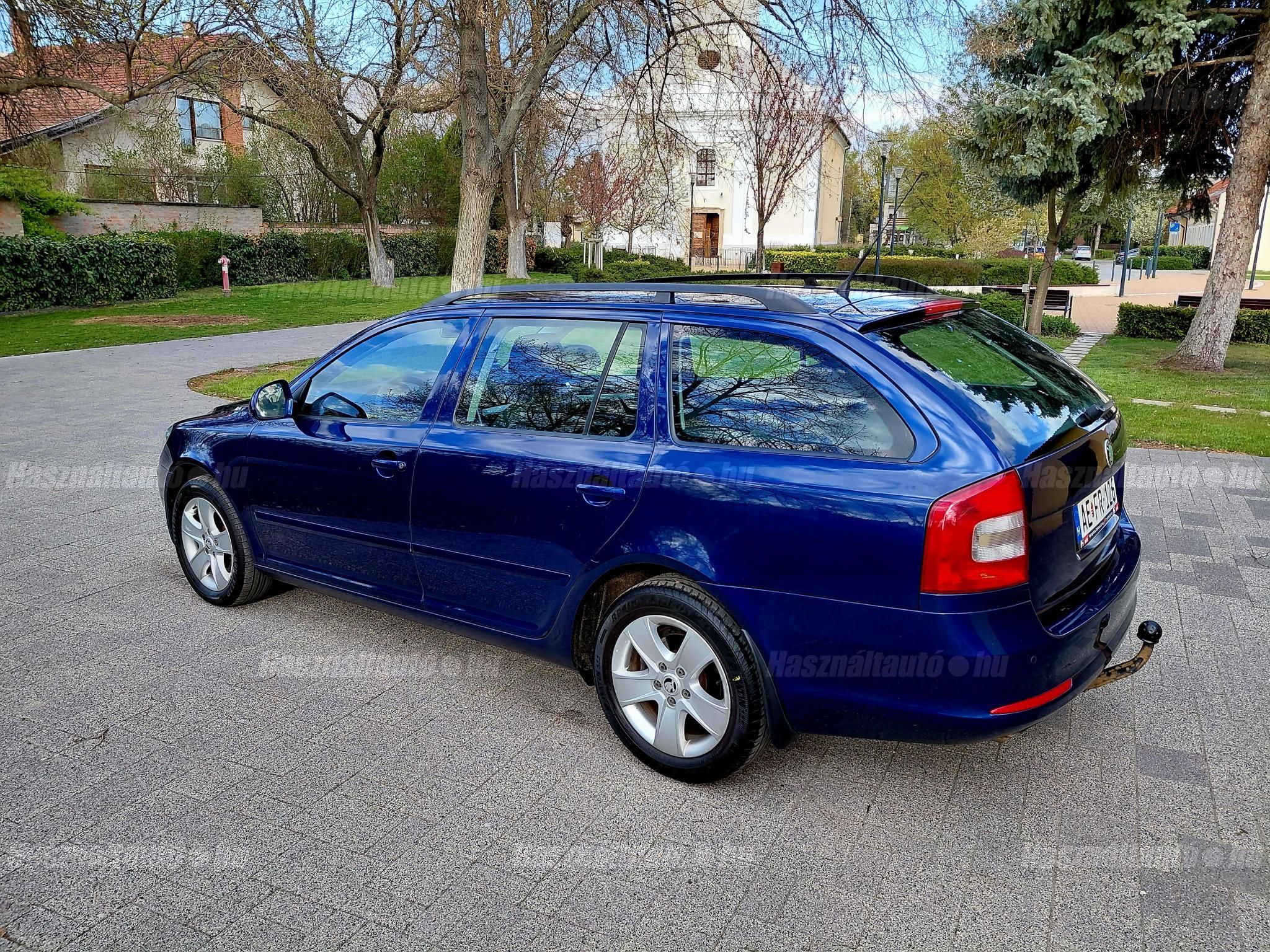 SKODA OCTAVIA 2010/6 - 1