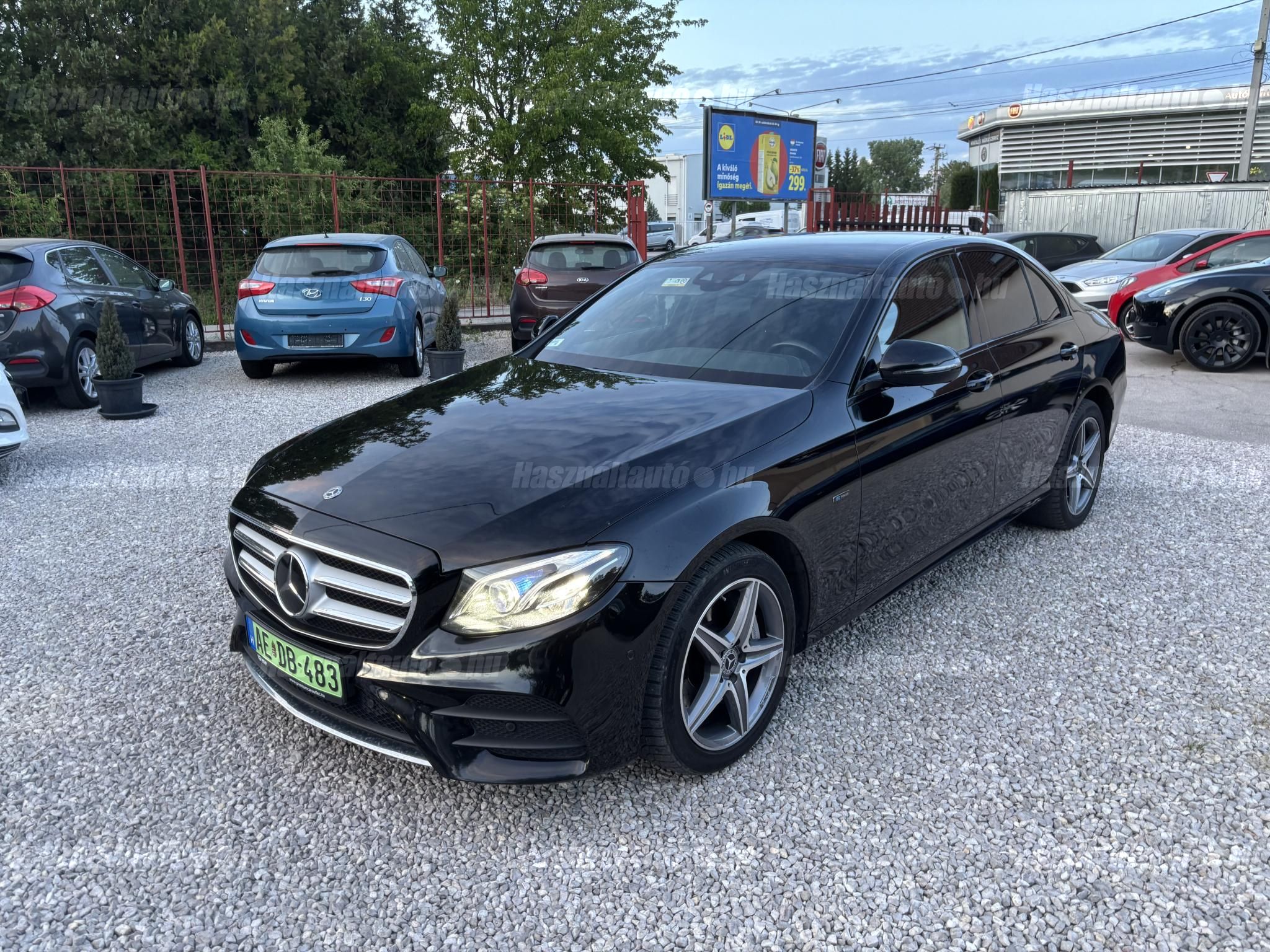 MERCEDES-BENZ E 300 2020/8 - 1