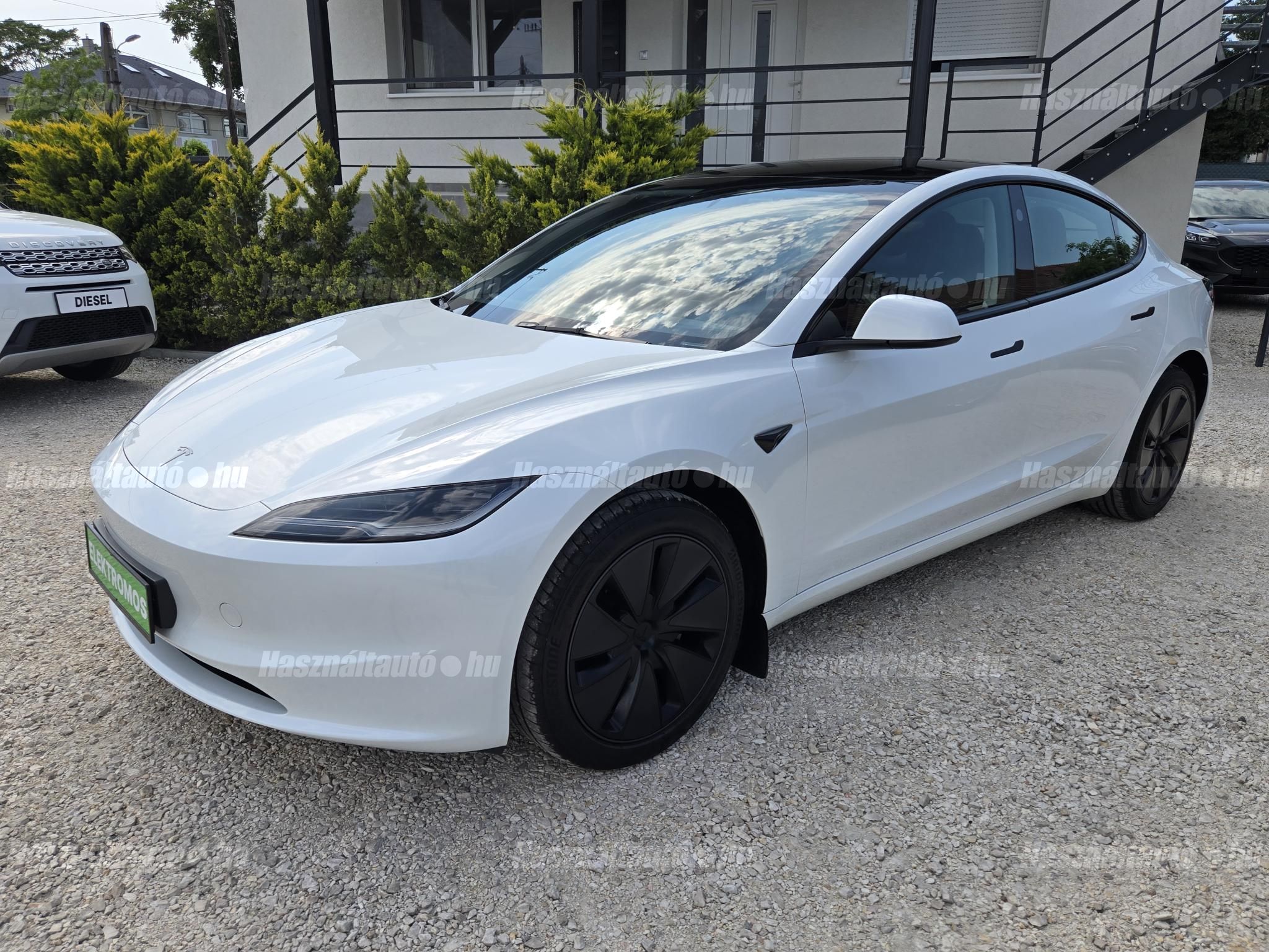 TESLA MODEL 3 2024/9 - 1