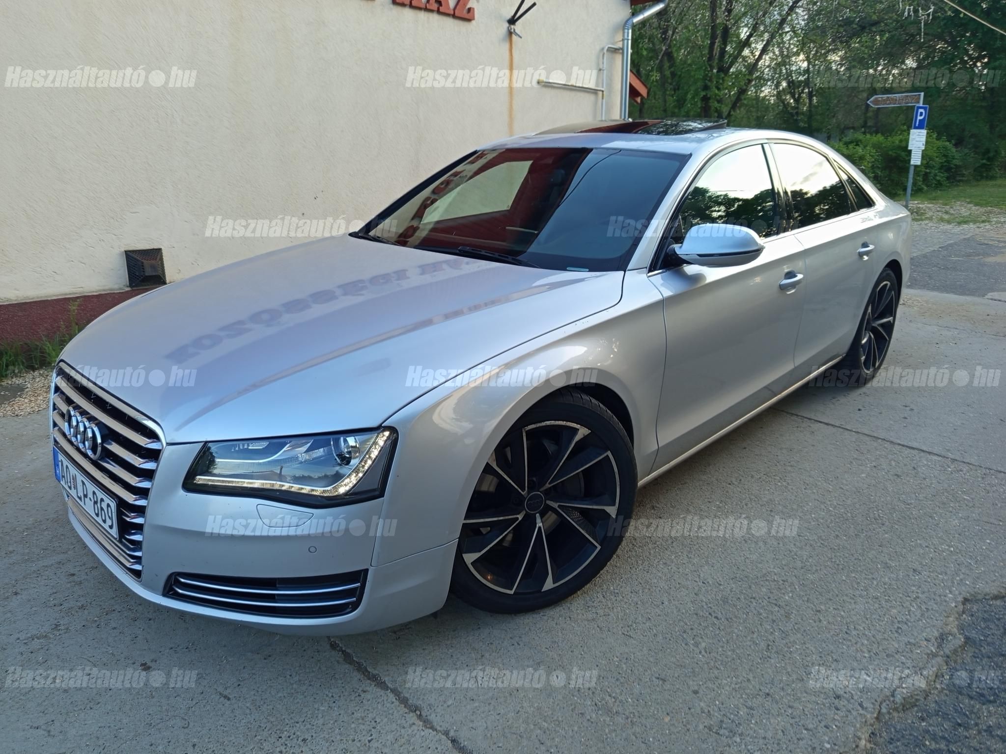 AUDI A8 2011/3 - 1