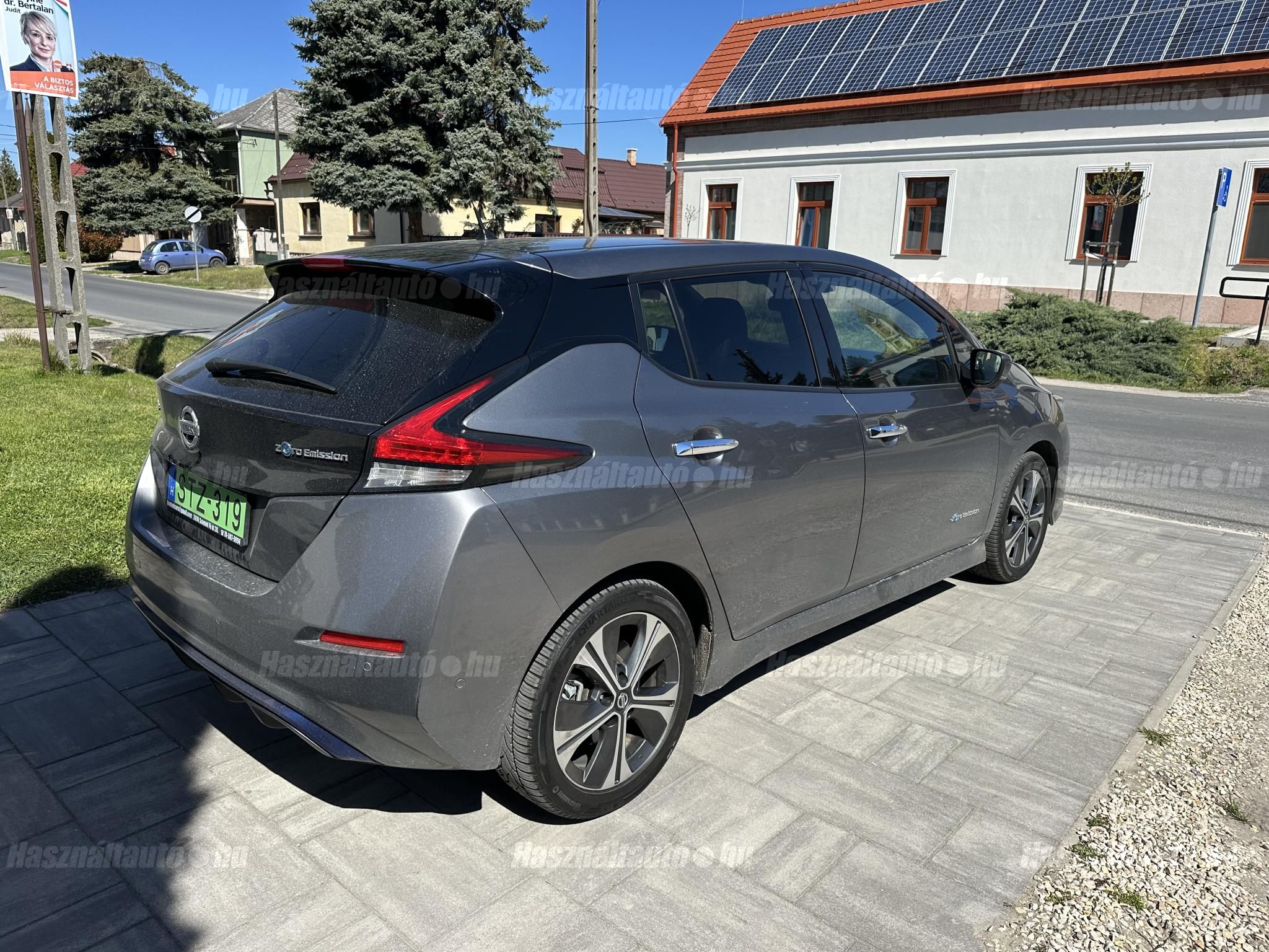 NISSAN LEAF 2019/4 - 1