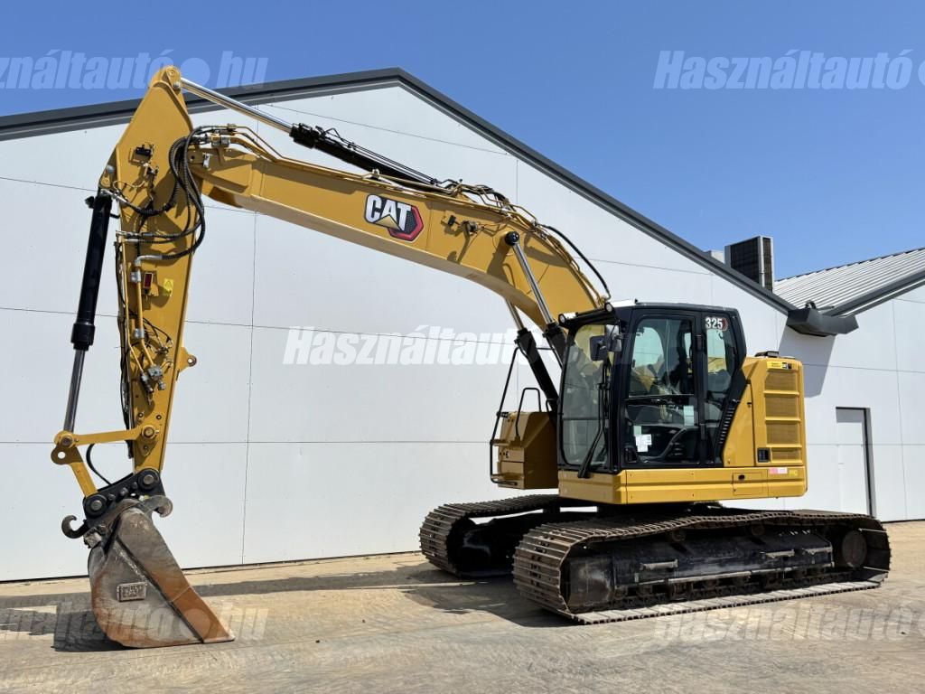 CATERPILLAR 2021 - 1