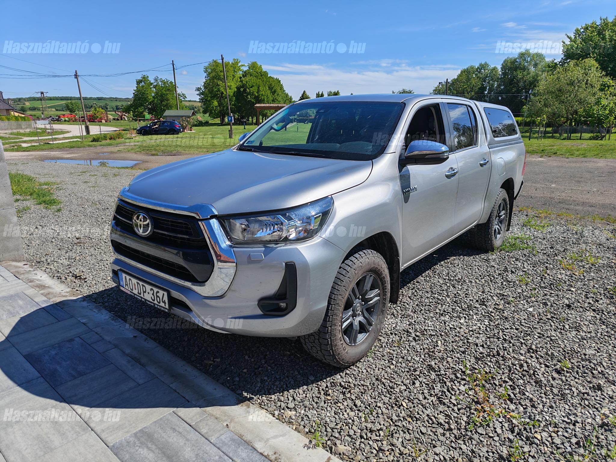TOYOTA HILUX 2025 - 1