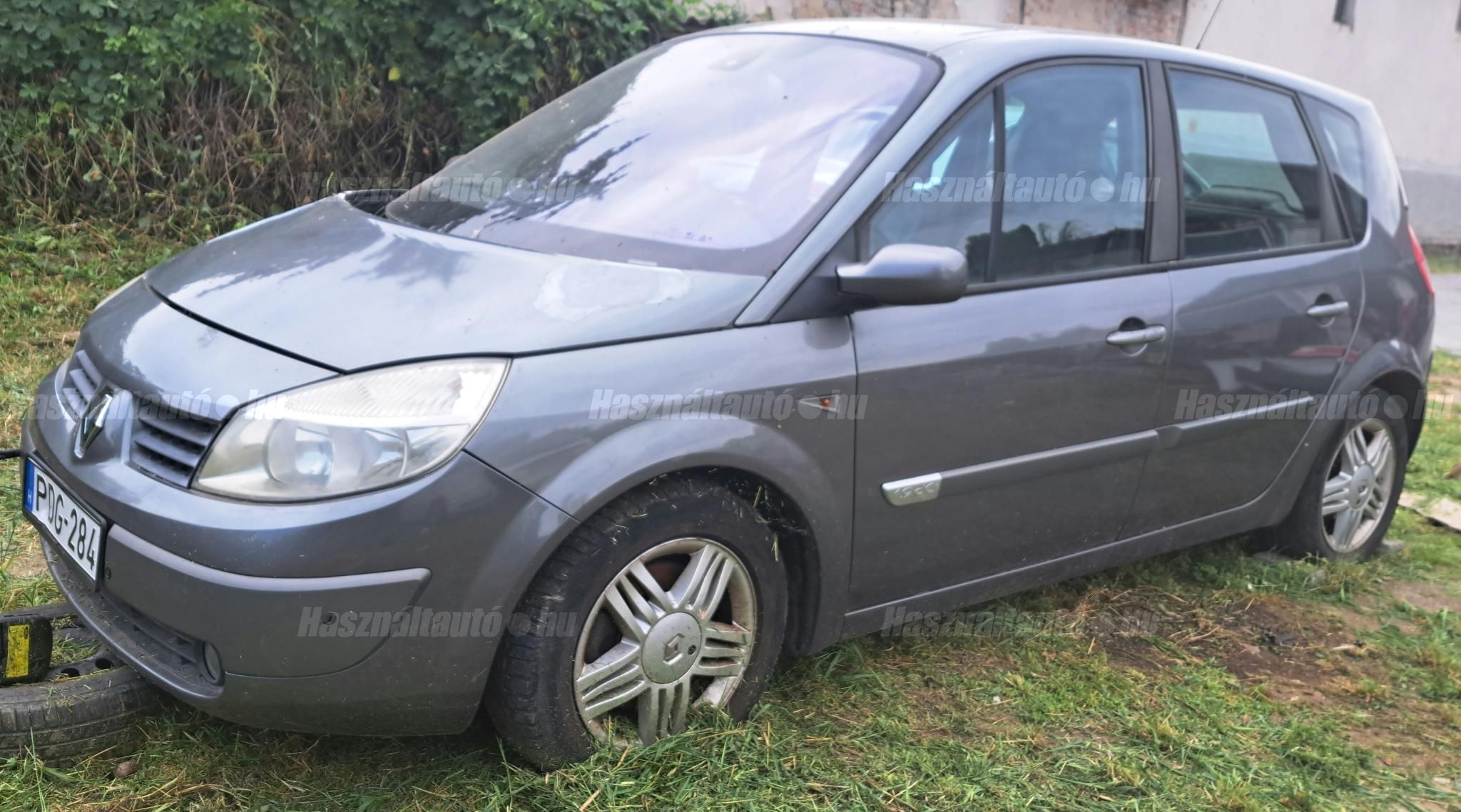 RENAULT SCENIC 2004 - 1