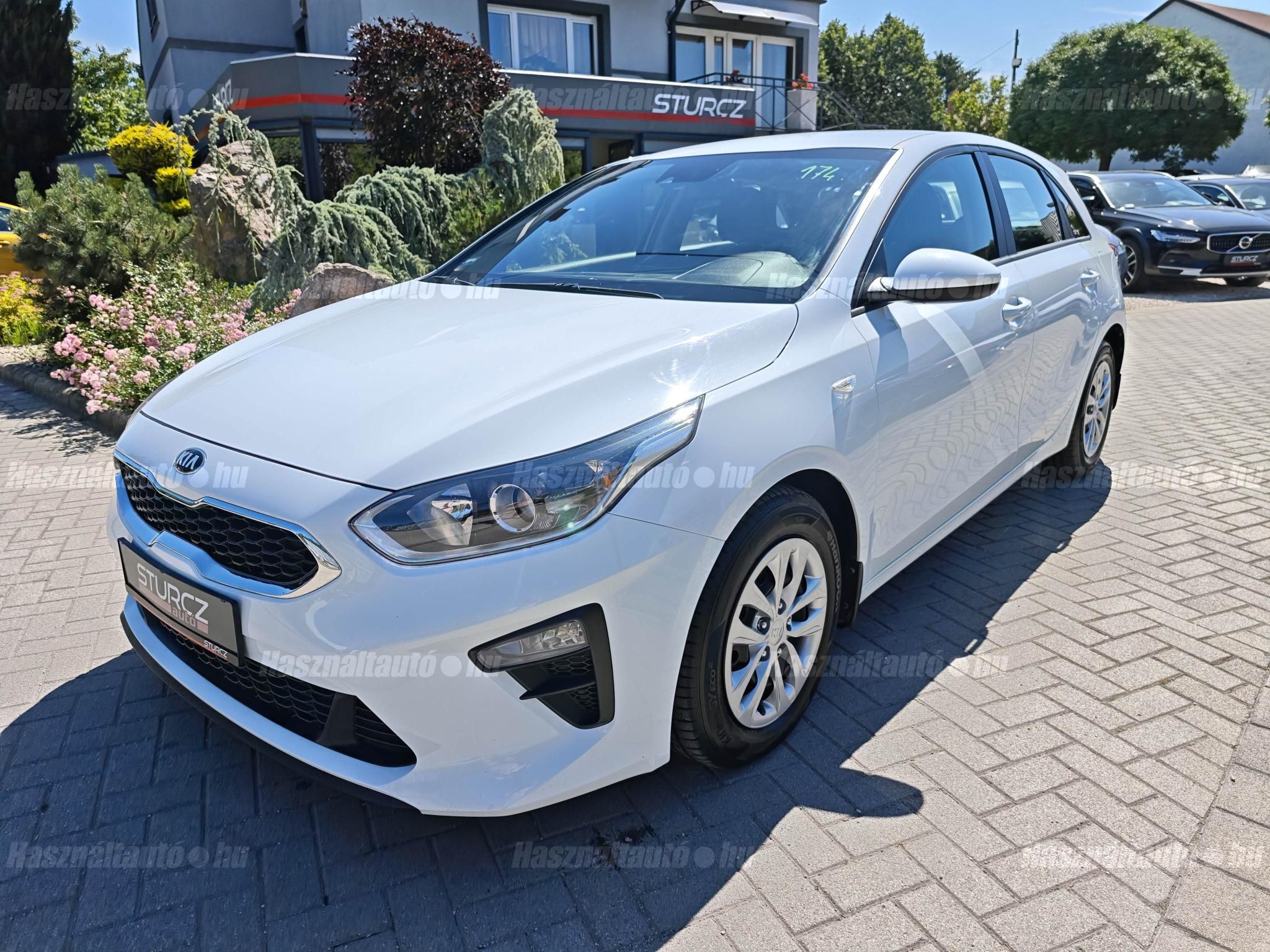KIA CEE'D 2021 - 1
