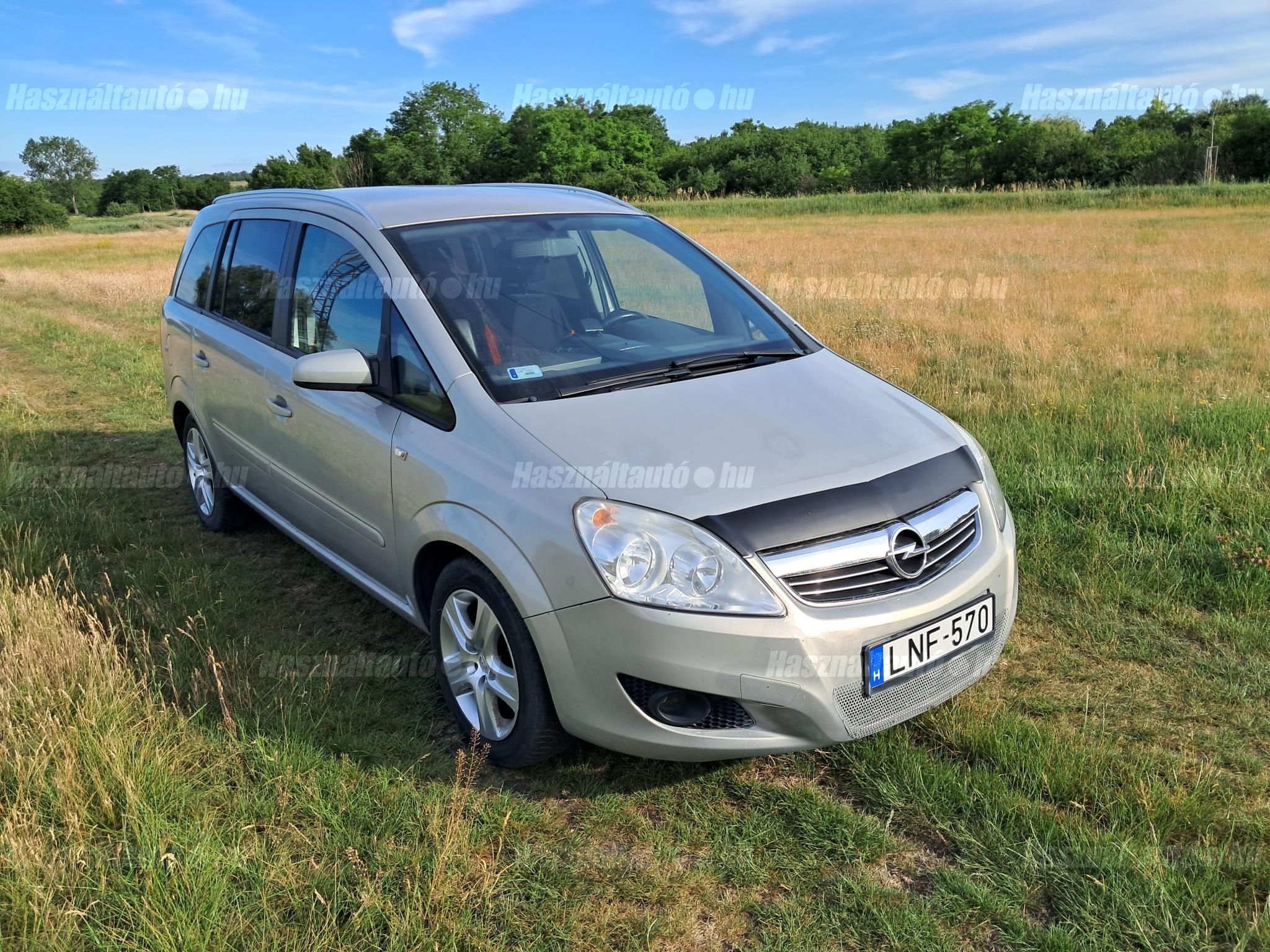 OPEL ZAFIRA B 2009/5 - 1
