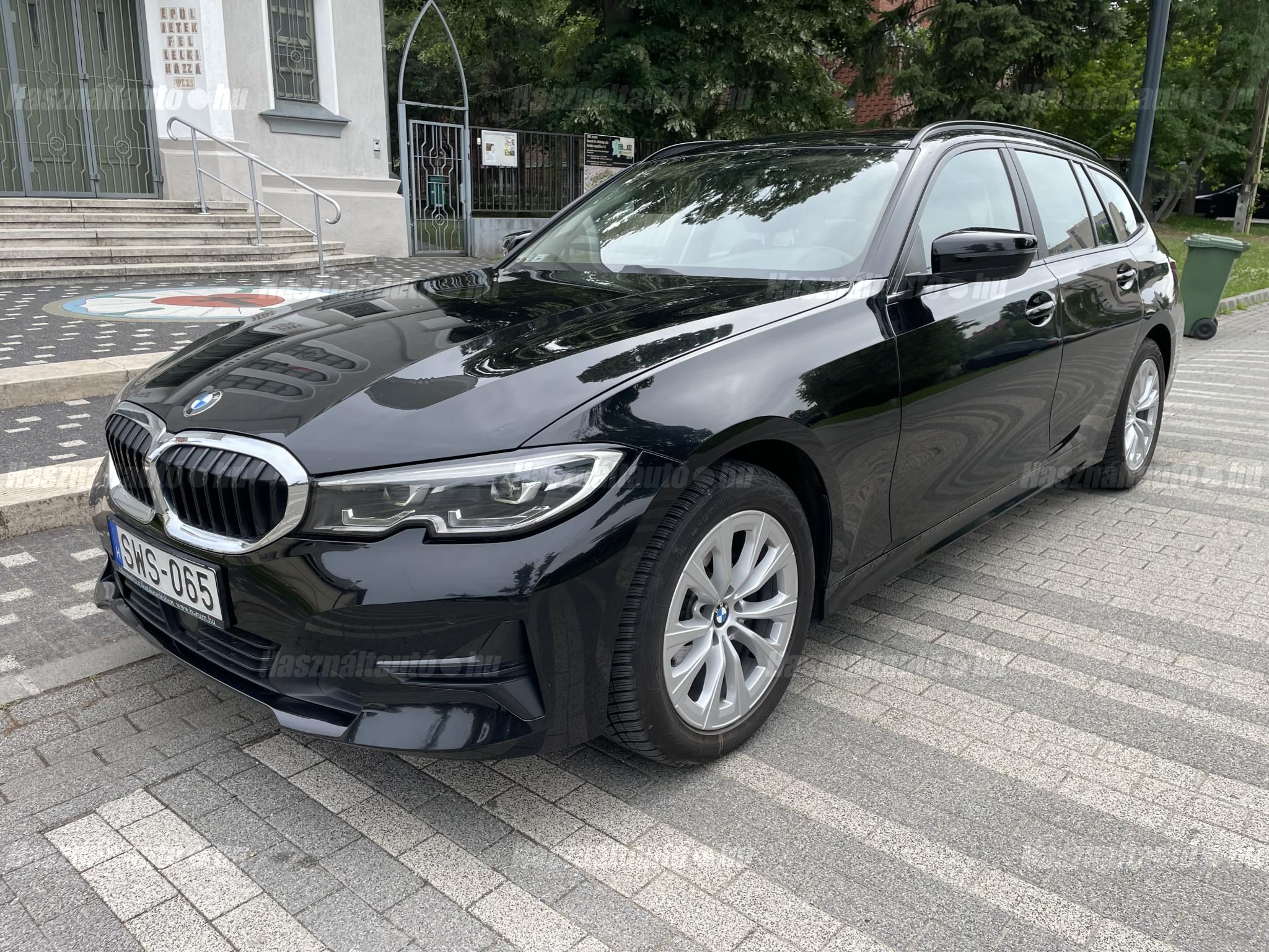 BMW 320 2021/8 - 1