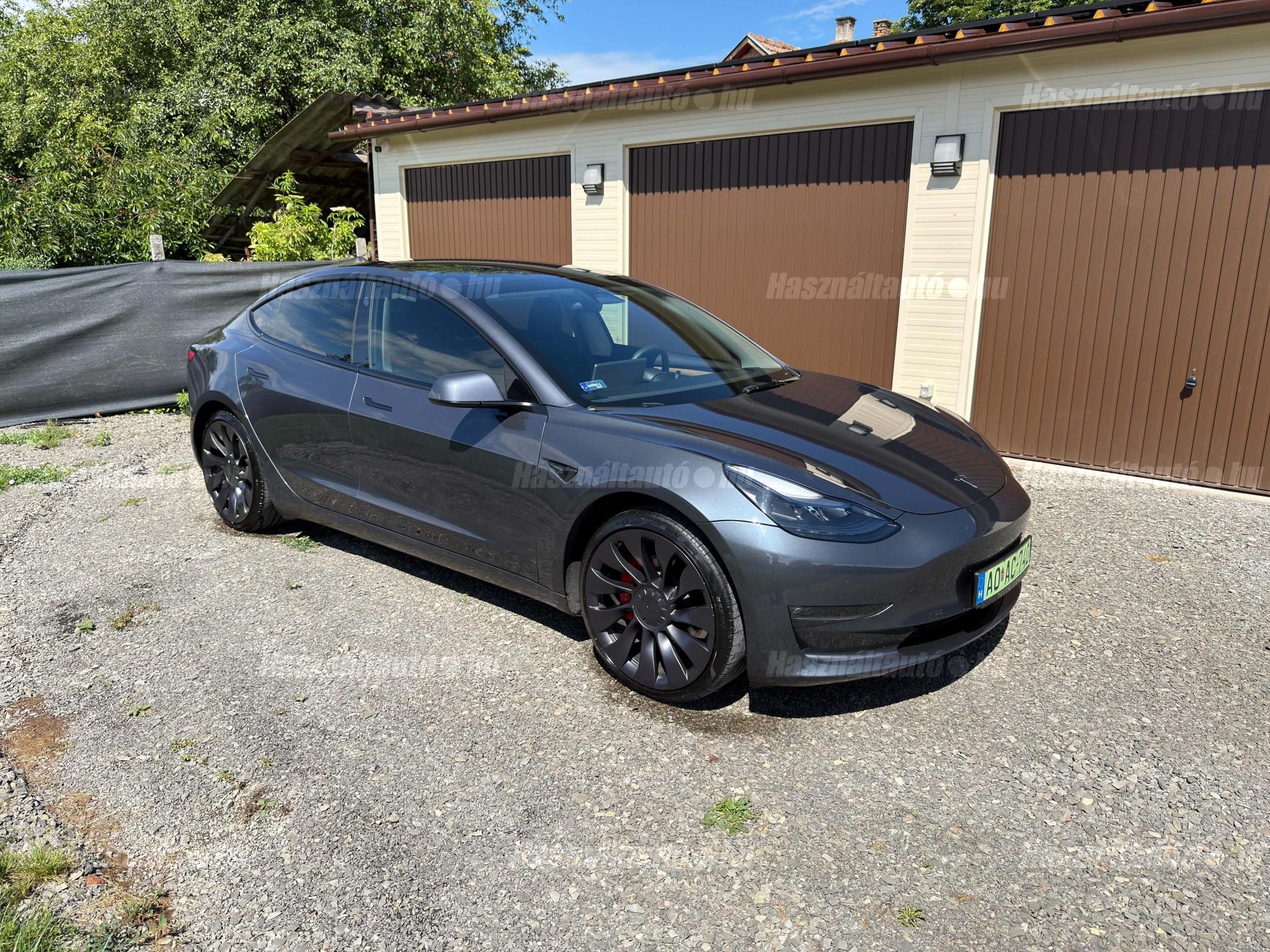 TESLA MODEL 3 2023/3 - 1
