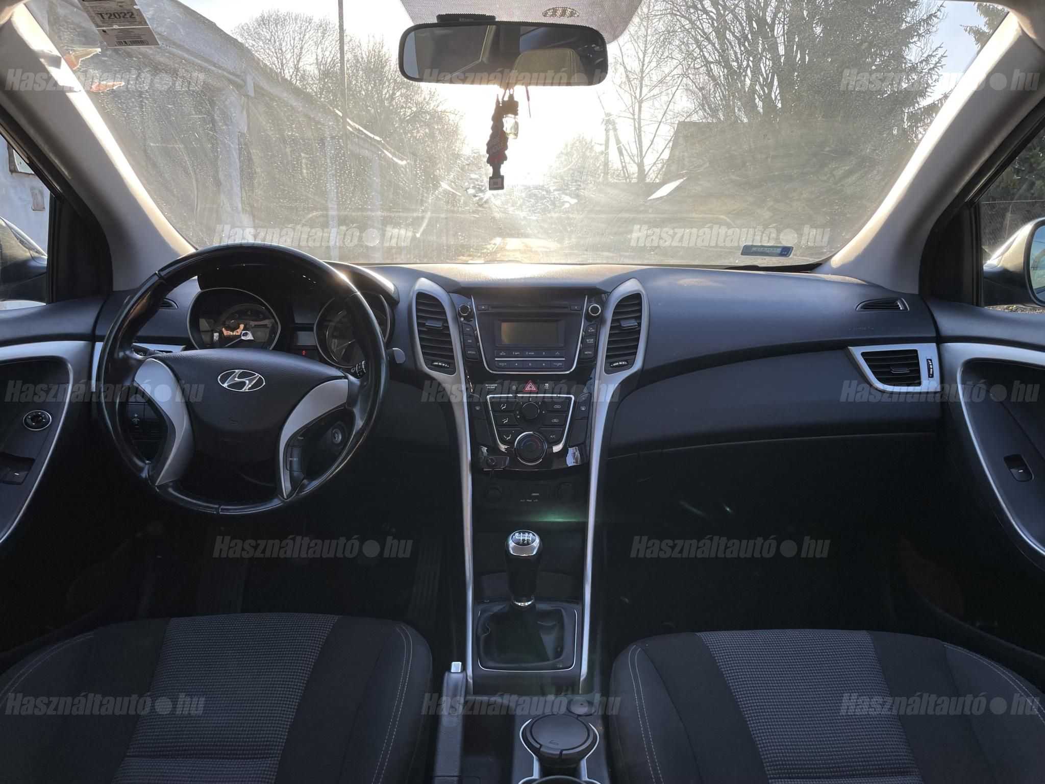 HYUNDAI I30 2016 - 1