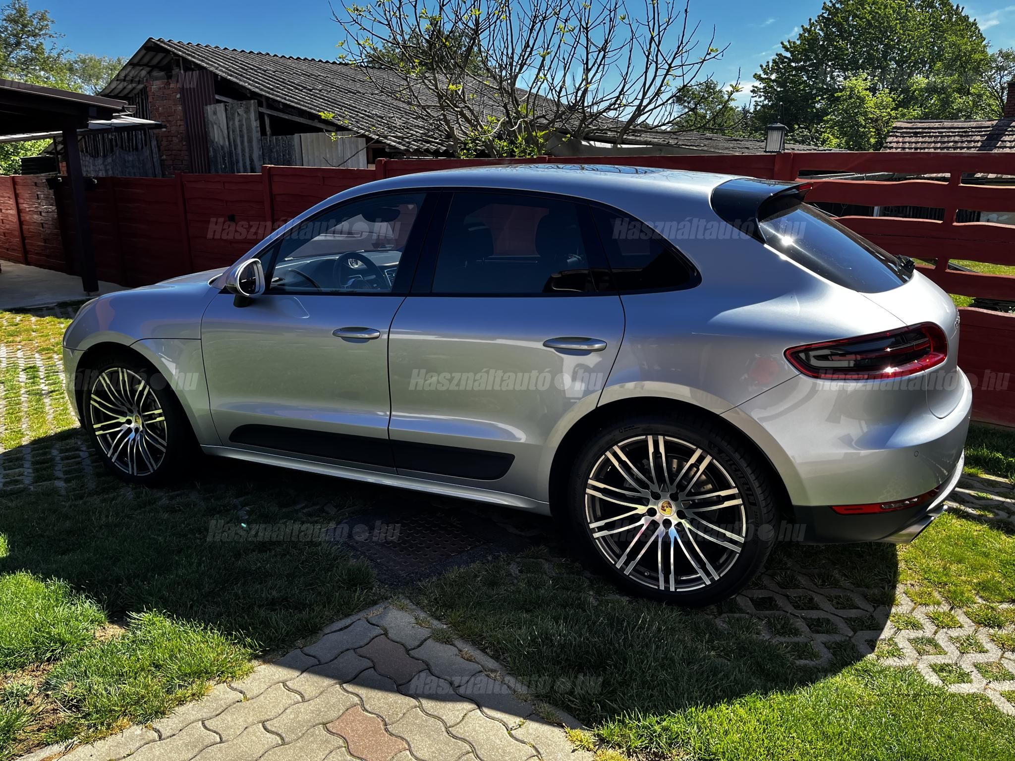PORSCHE MACAN 2014/11 - 1