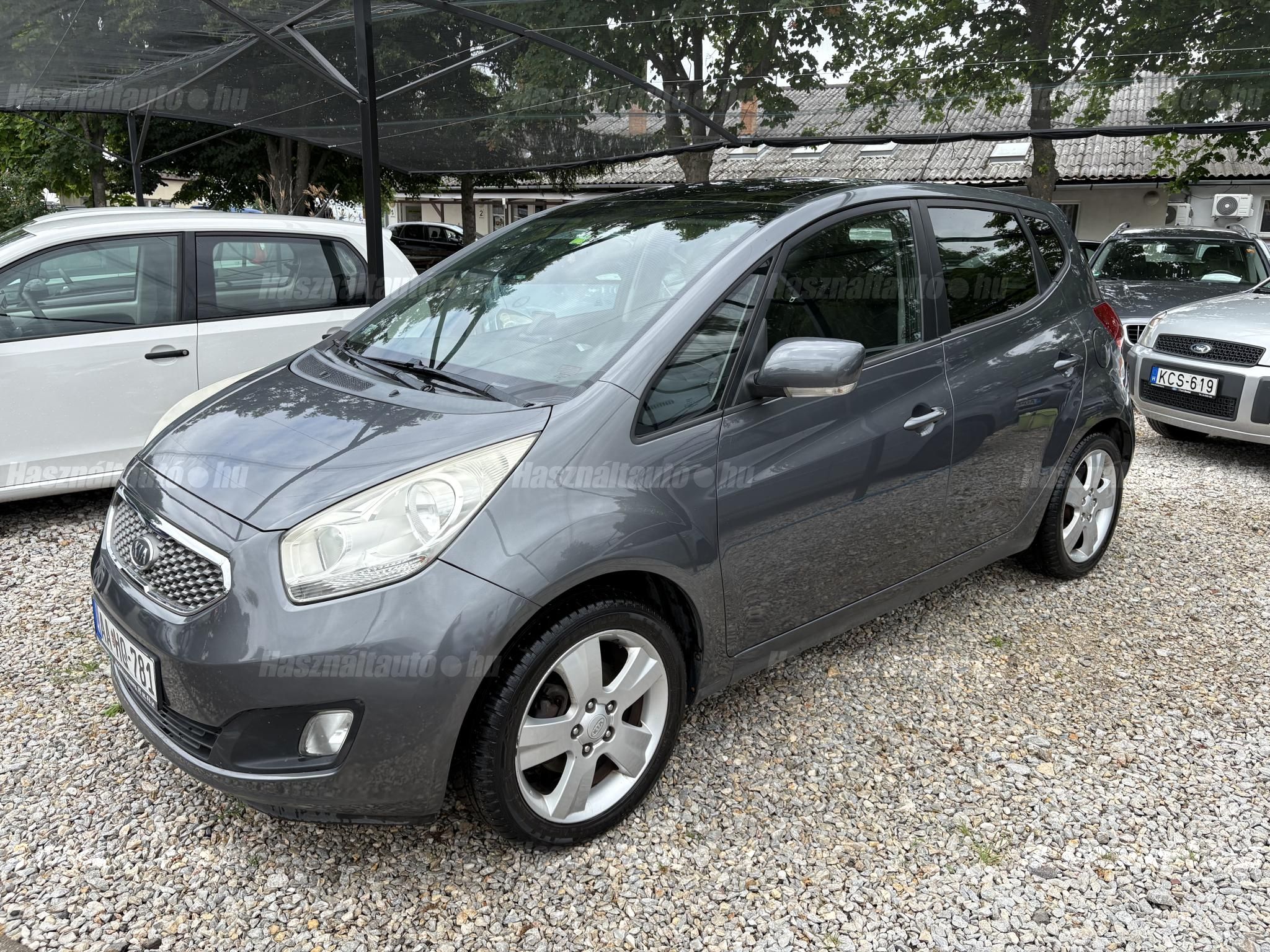 KIA VENGA 2011/3 - 1