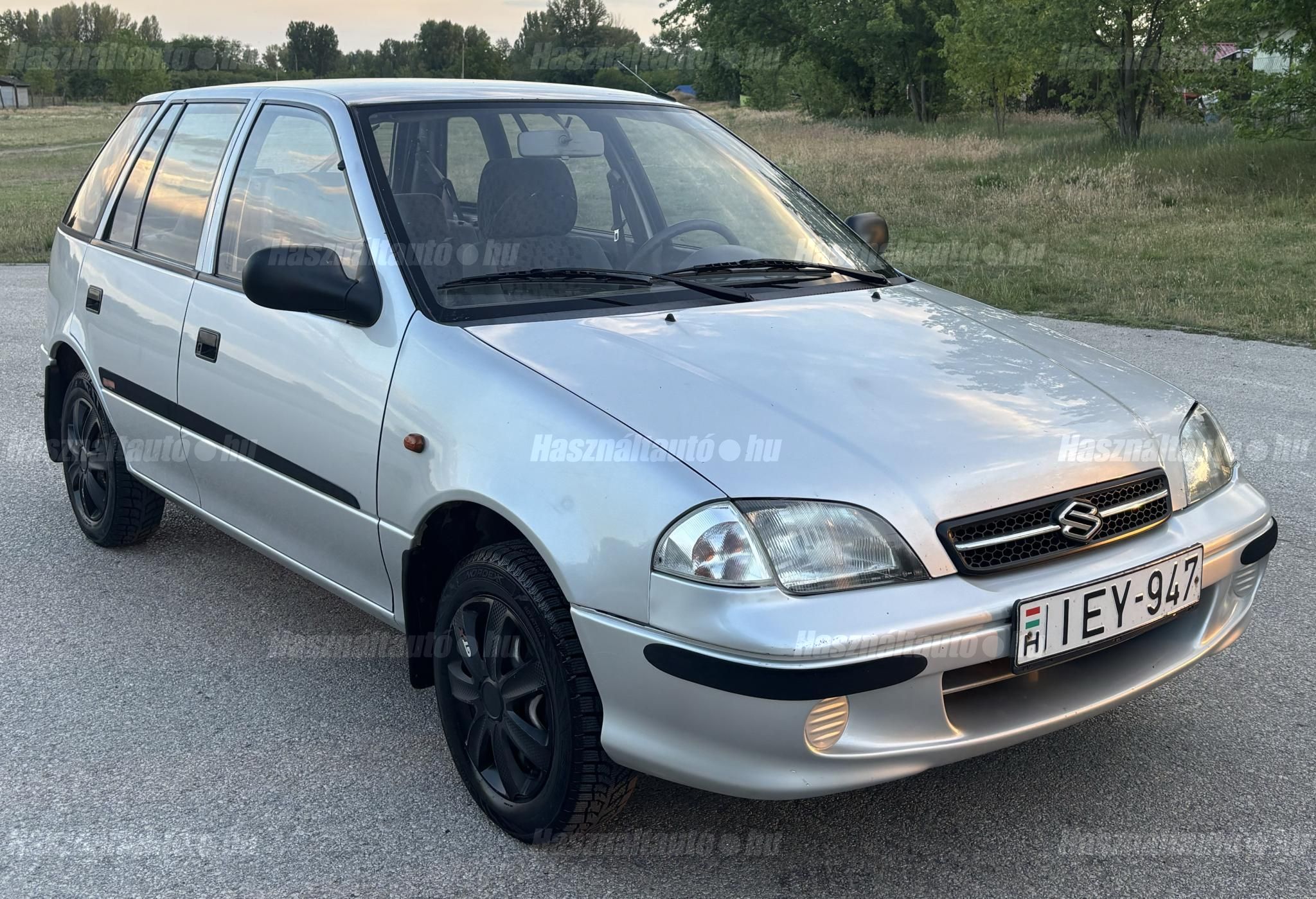 SUZUKI SWIFT 2002/12 - 1