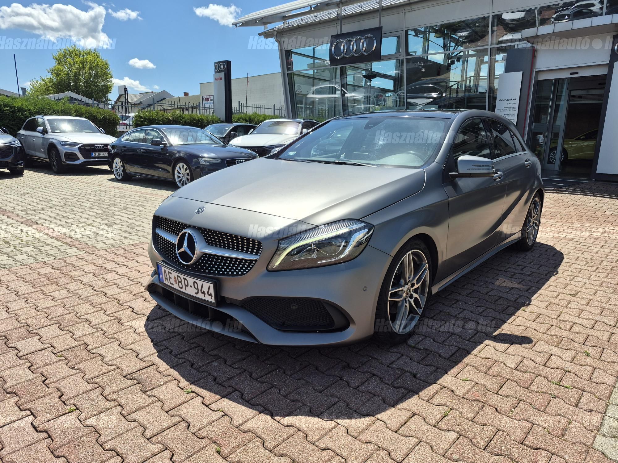 MERCEDES-BENZ A 200 2017/7 - 1