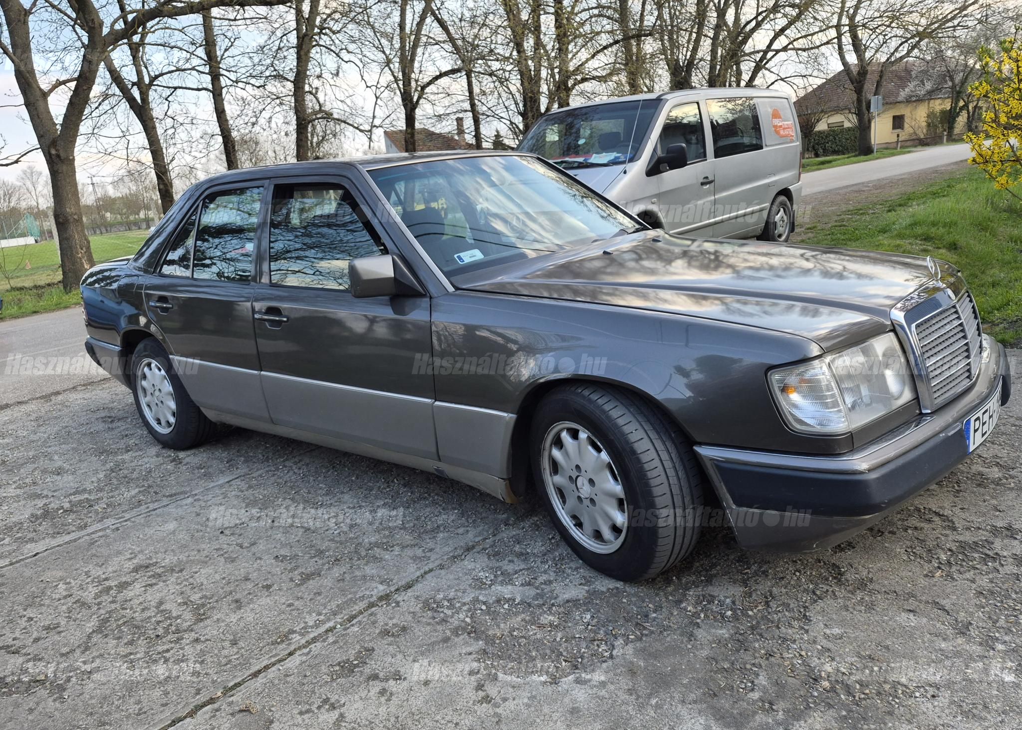 MERCEDES-BENZ 300 1995/5 - 1