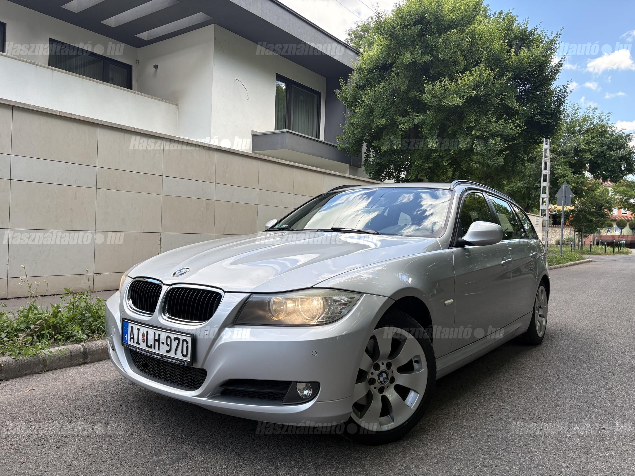 BMW 318 2012/3 - 1