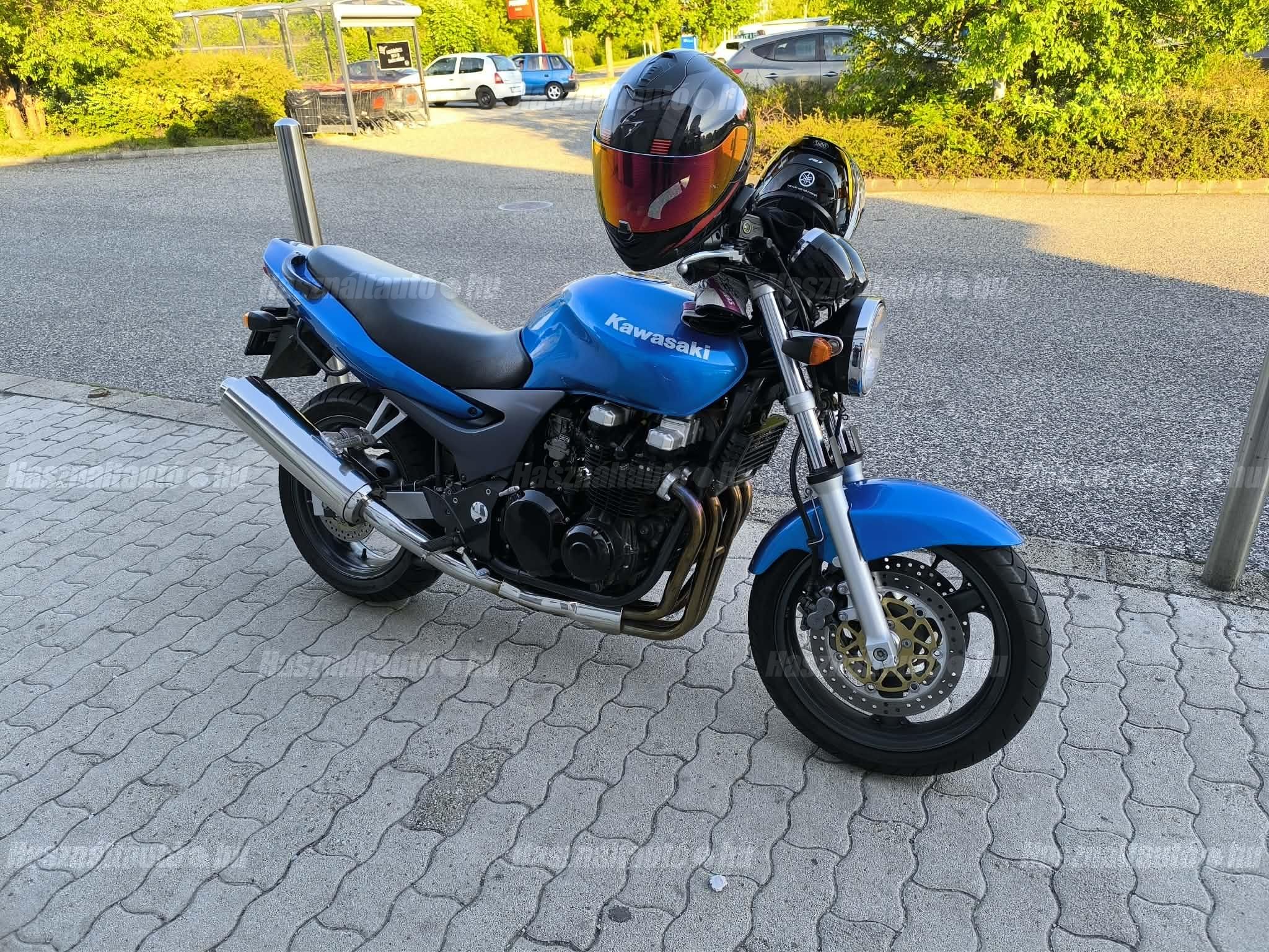 KAWASAKI ZR-7 2000/8 - 1