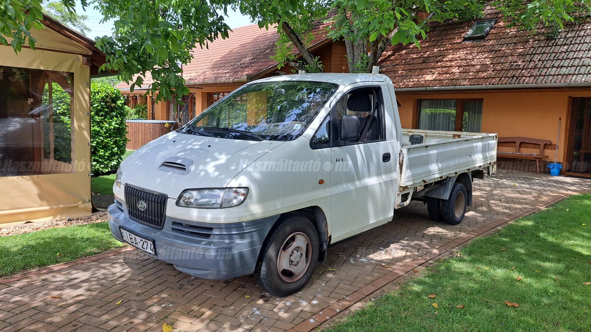 HYUNDAI H-1 2002/3 - 1