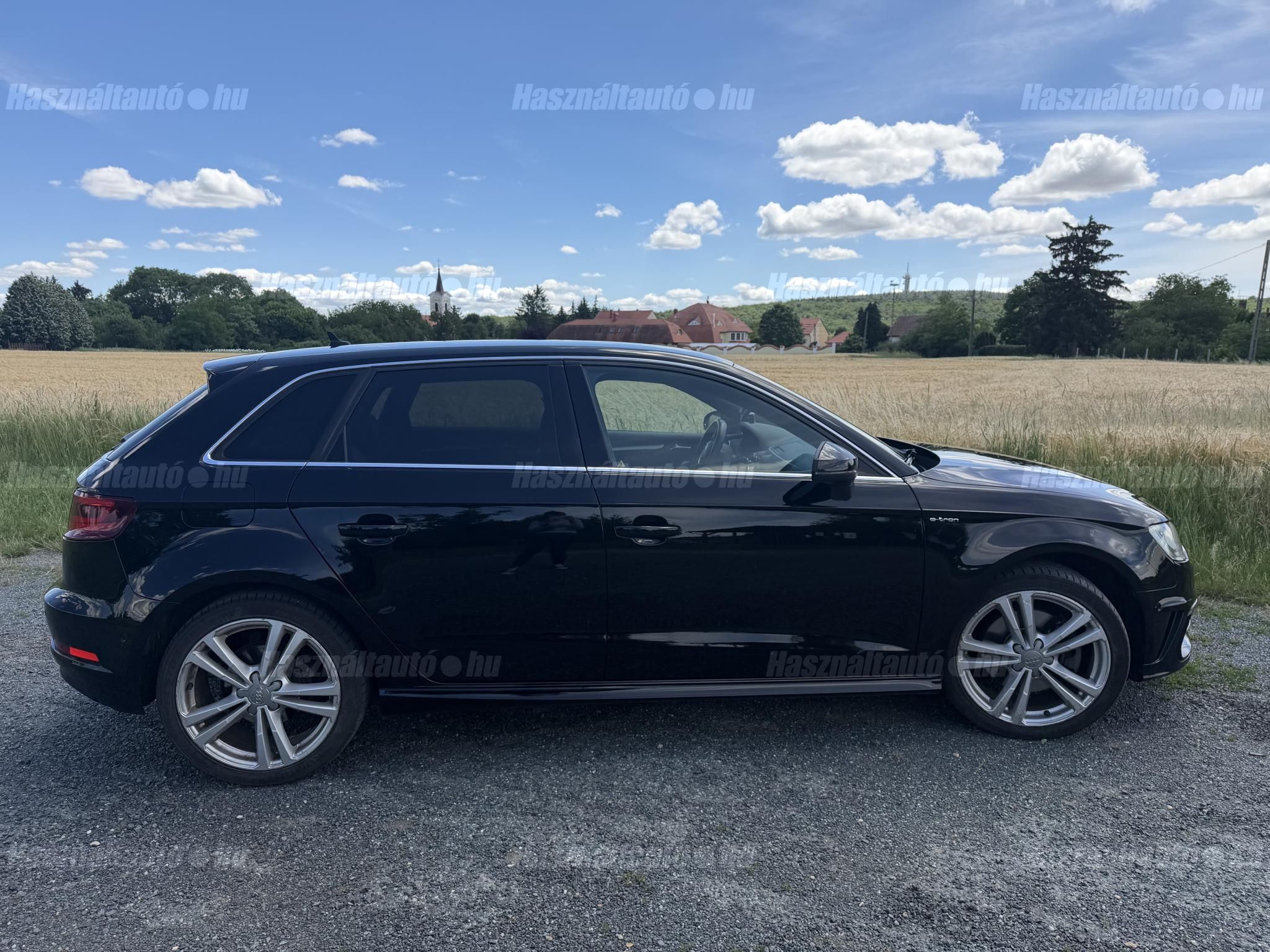 AUDI A3 2015/11 - 1