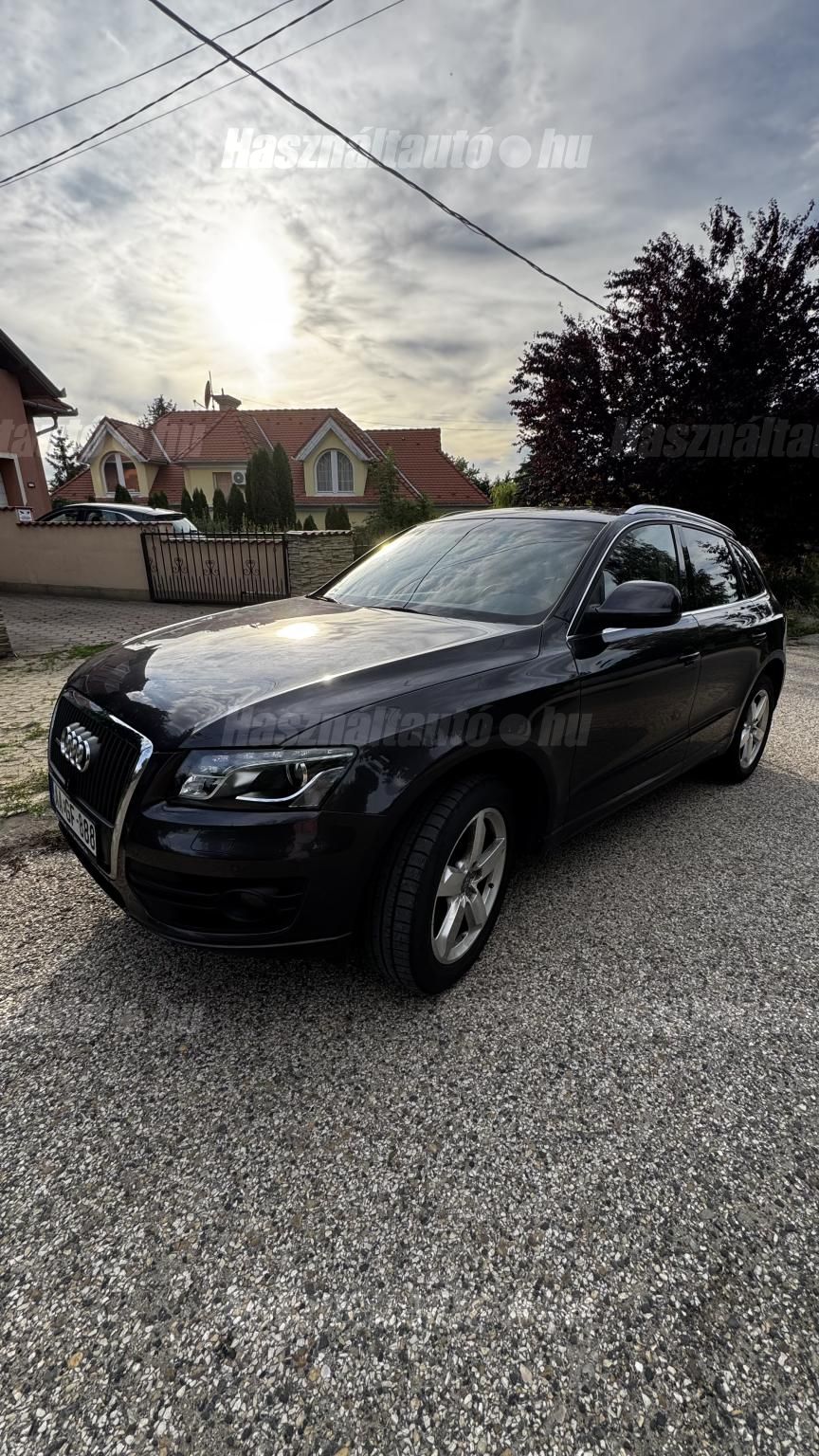 AUDI Q5 2010/3 - 1