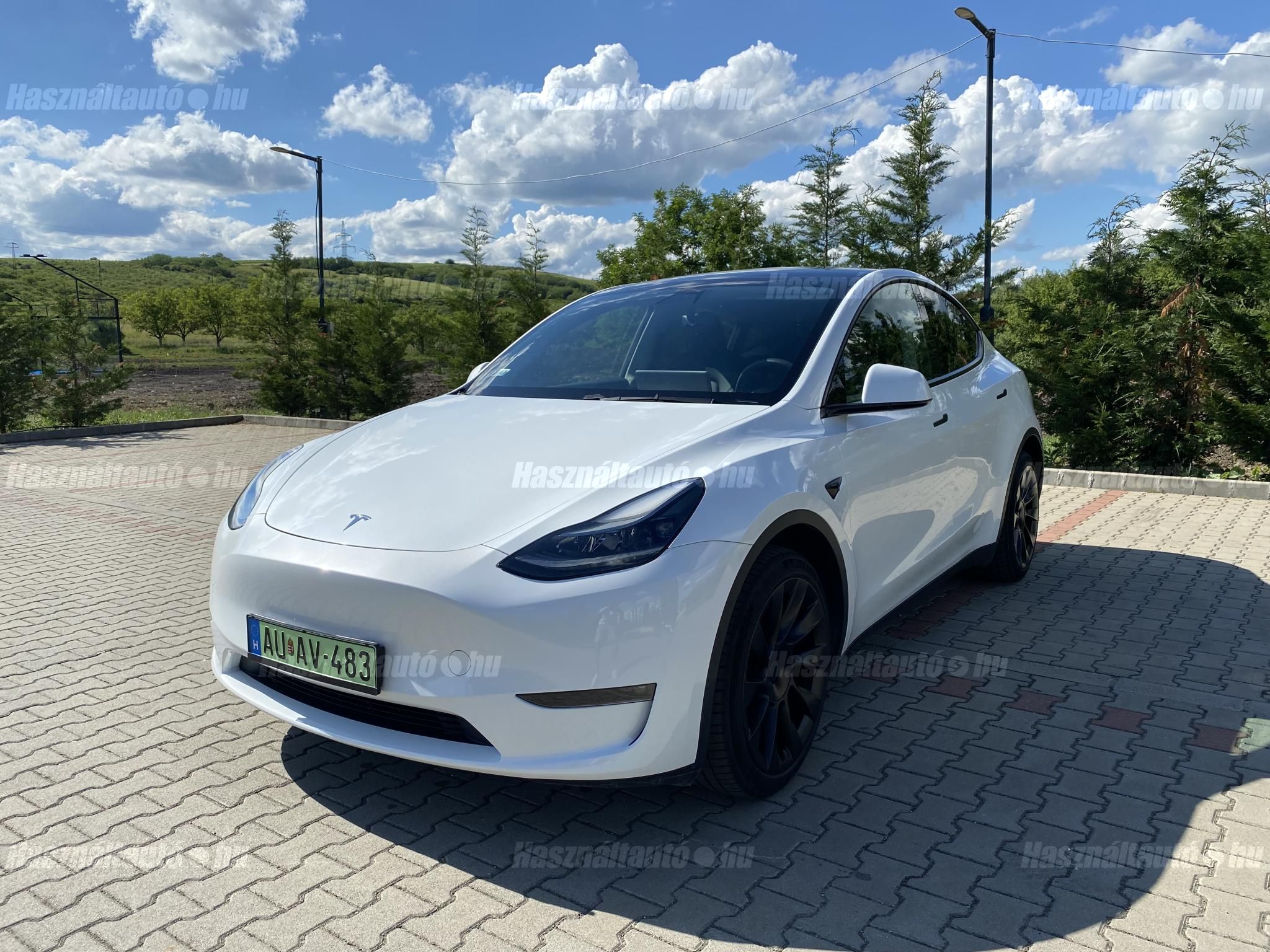 TESLA MODEL Y 2023/3 - 1