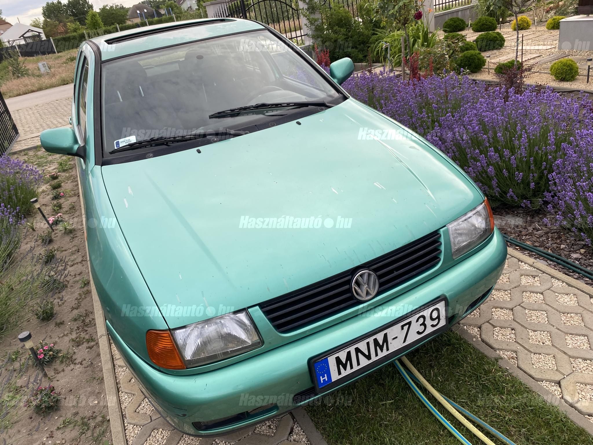 VOLKSWAGEN POLO 1998/5 - 1
