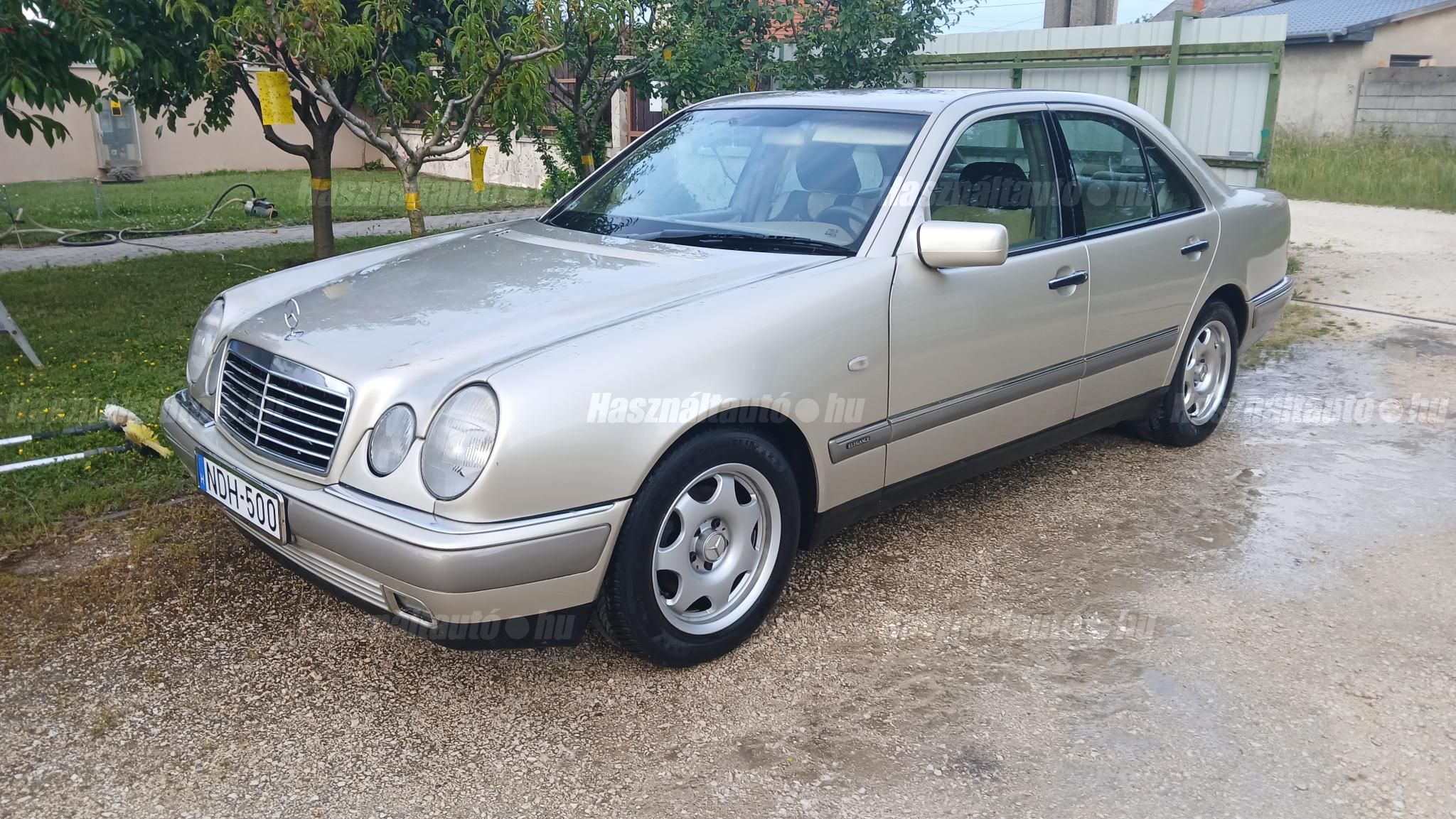 MERCEDES-BENZ E 290 1998/1 - 1