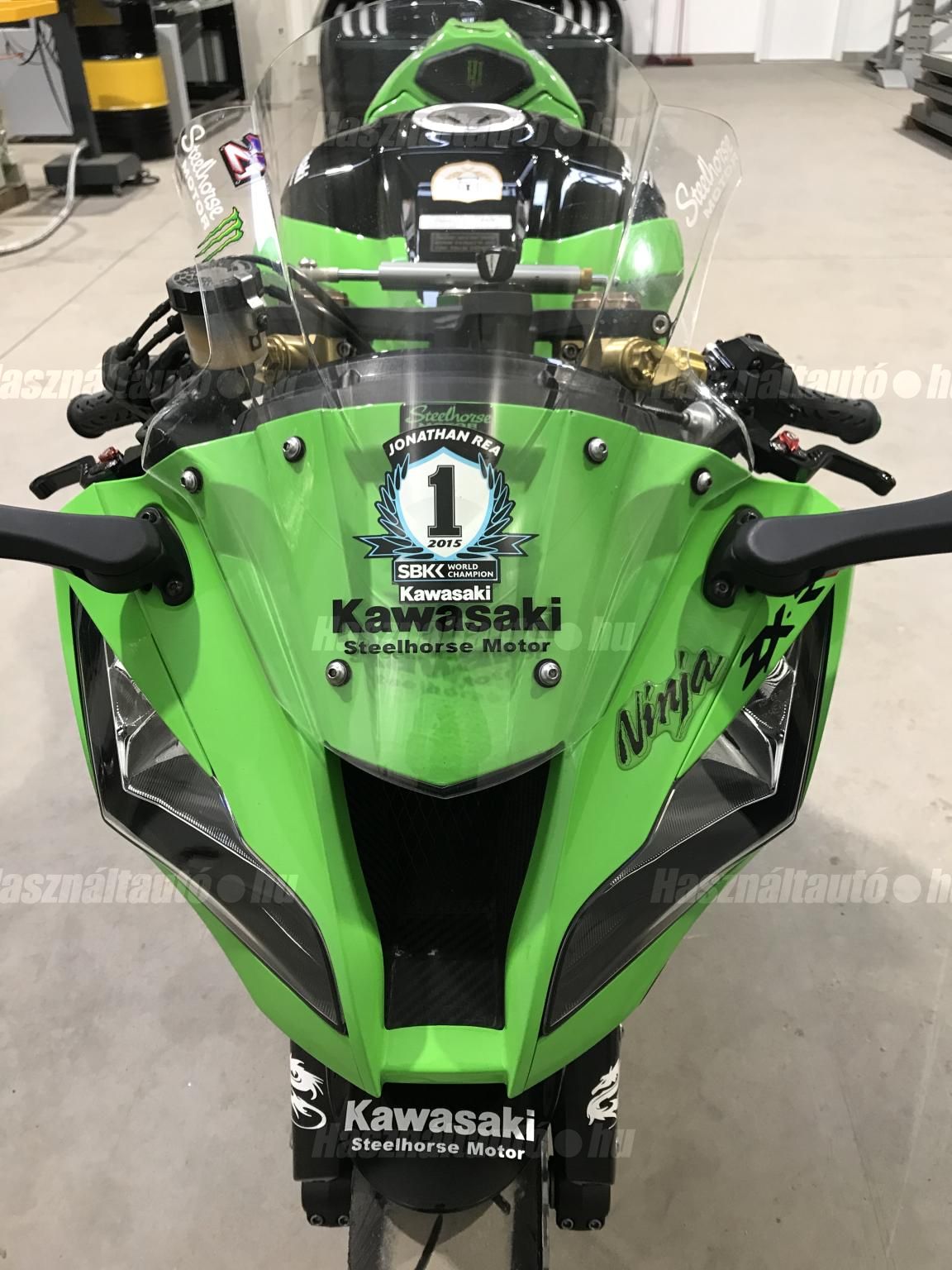 KAWASAKI ZX-10 R (NINJA) 2011/6 - 1