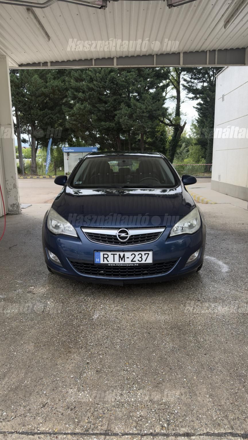 OPEL ASTRA J 2010/7 - 1