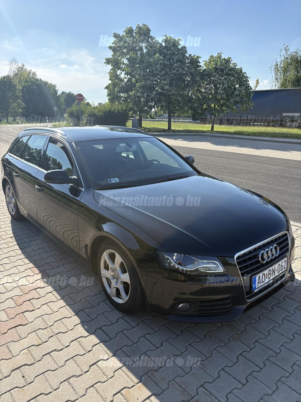 AUDI A4 2010/8 - 1