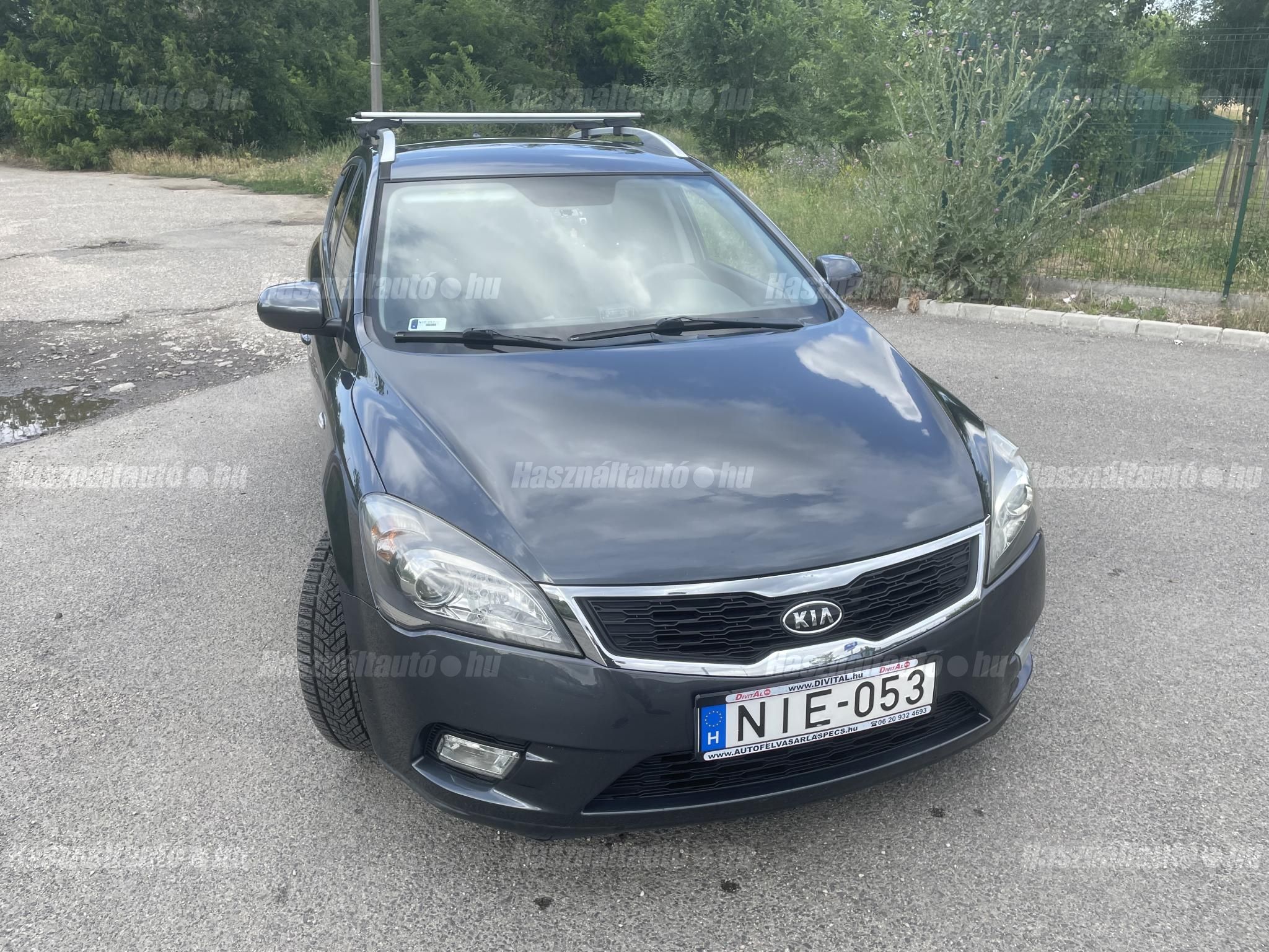 KIA CEE'D 2011/4 - 1