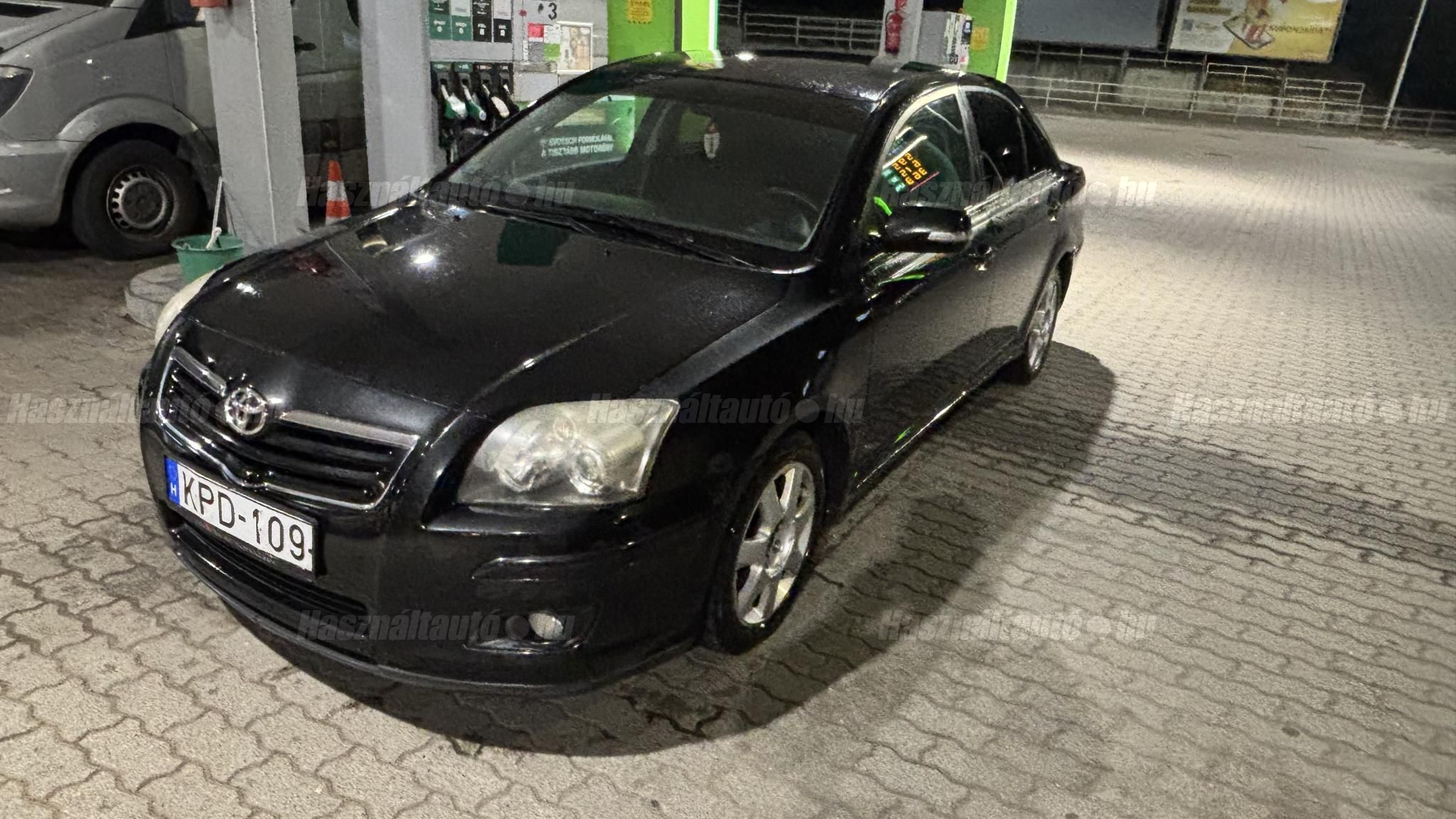TOYOTA AVENSIS 2006/7 - 1