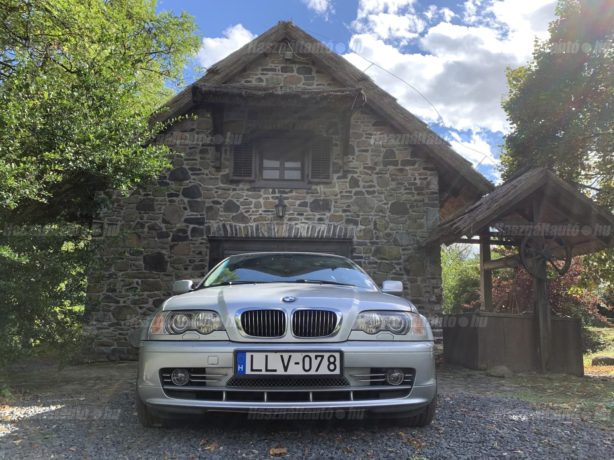 BMW 330 2002/11 - 1