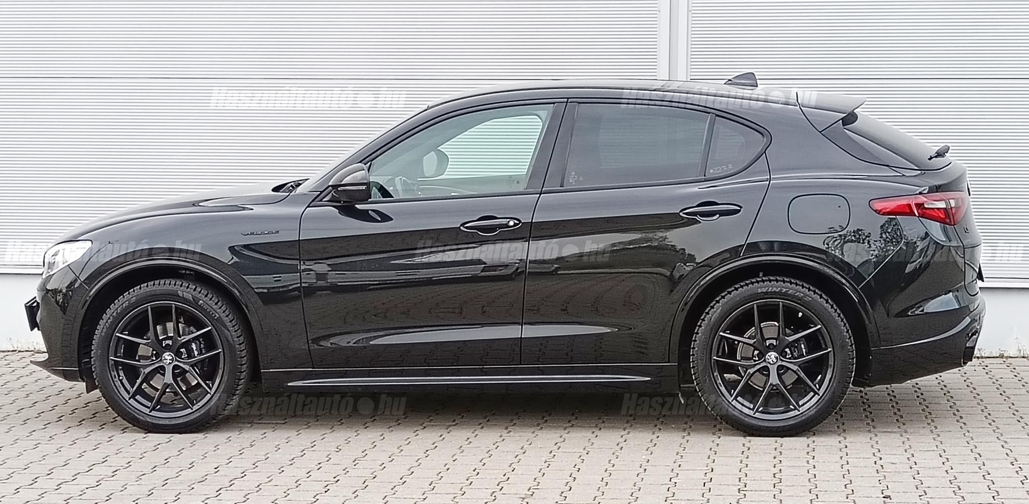 ALFA ROMEO STELVIO 2021/7 - 1