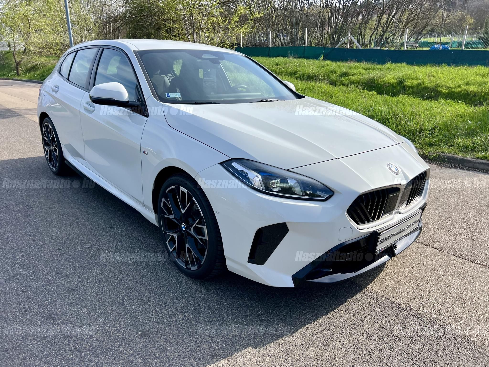 BMW 120 2024/10 - 1
