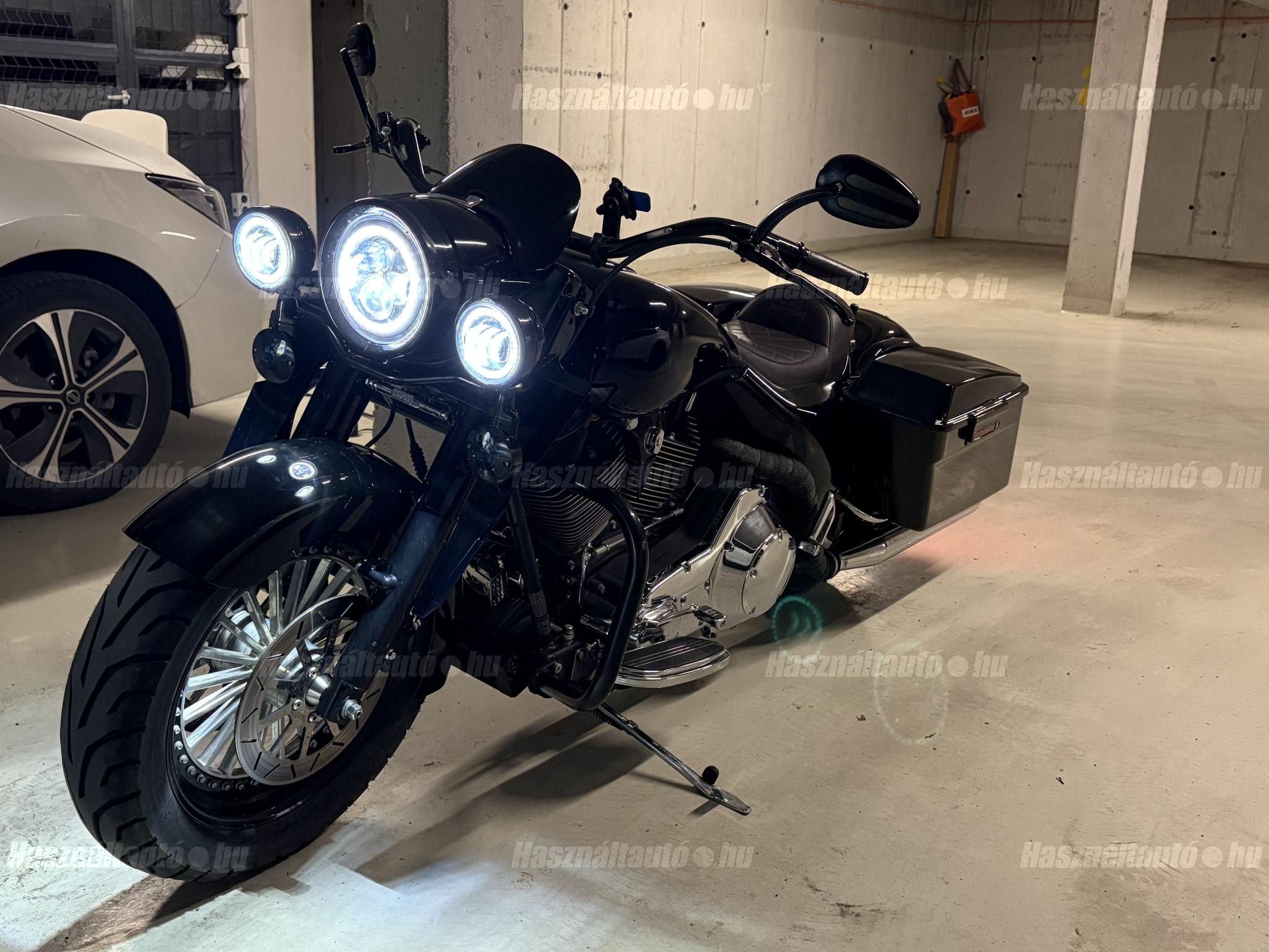 HARLEY-DAVIDSON ROAD KING 2004 - 1