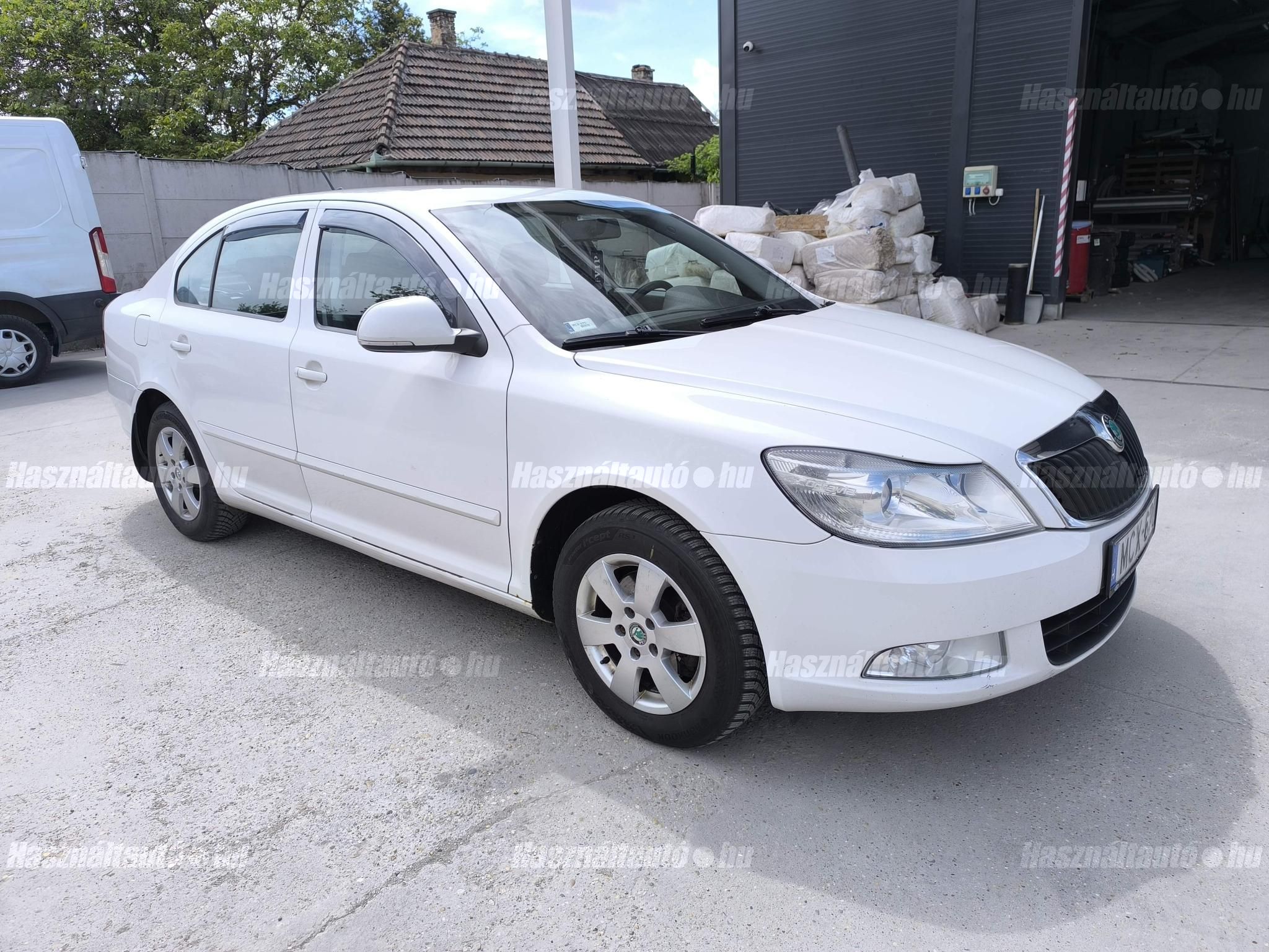 SKODA OCTAVIA 2012/5 - 1