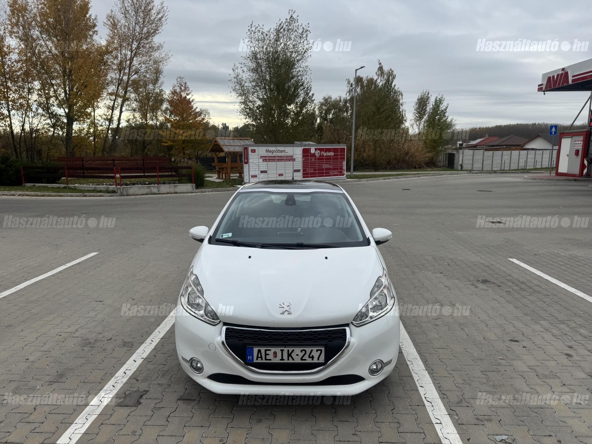 PEUGEOT 208 2013/7 - 1
