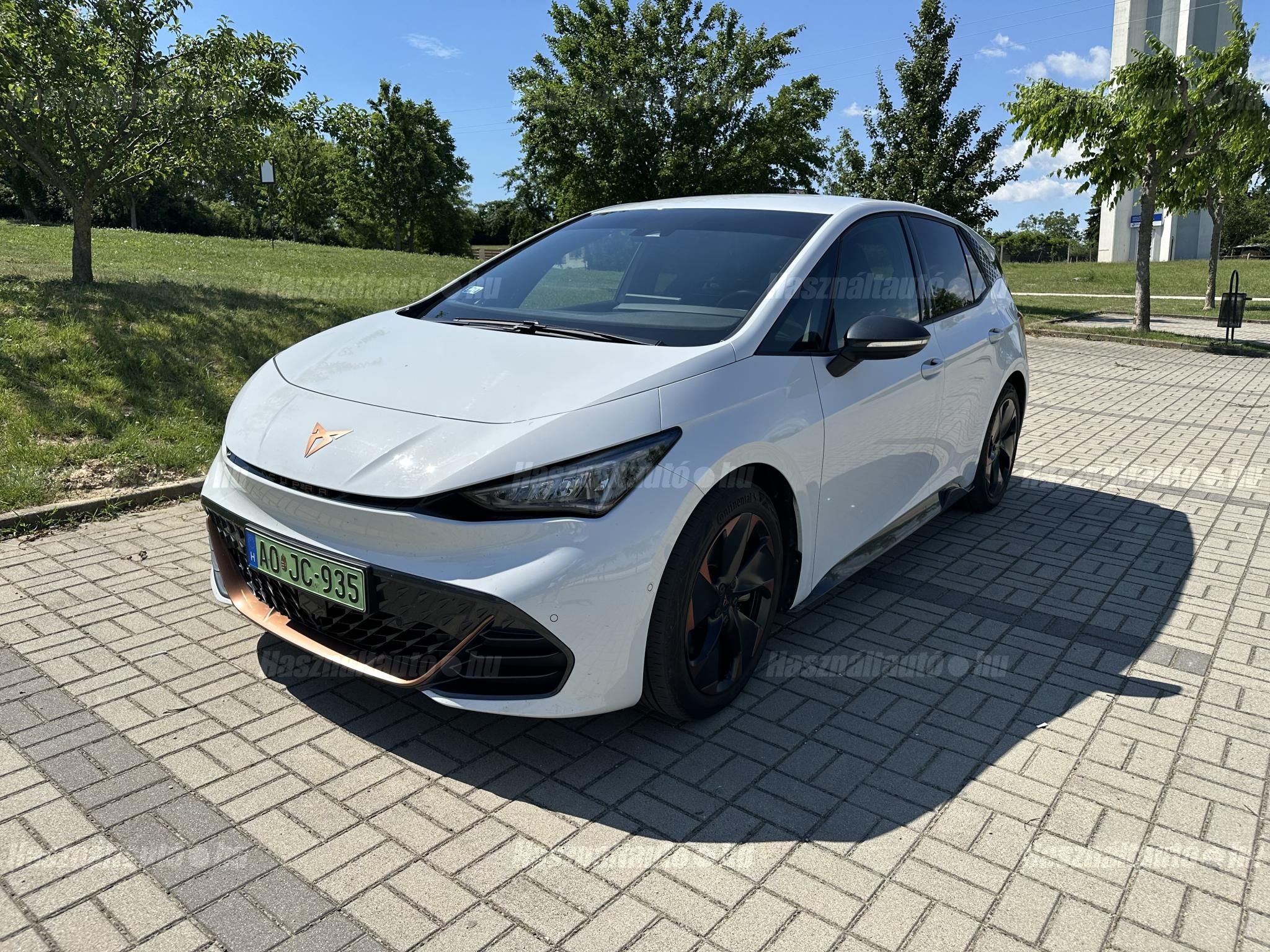 CUPRA BORN 2023/8 - 1