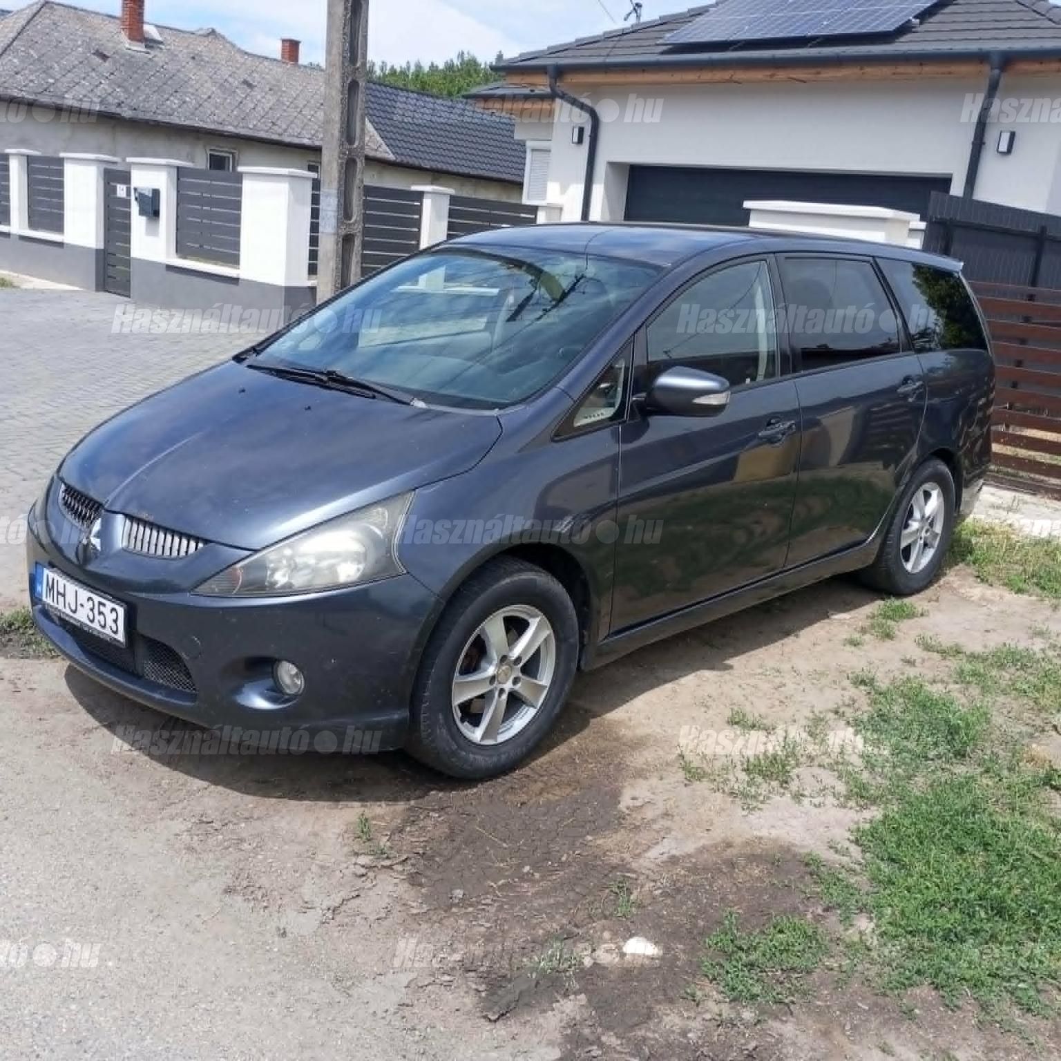 MITSUBISHI GRANDIS 2005/10 - 1