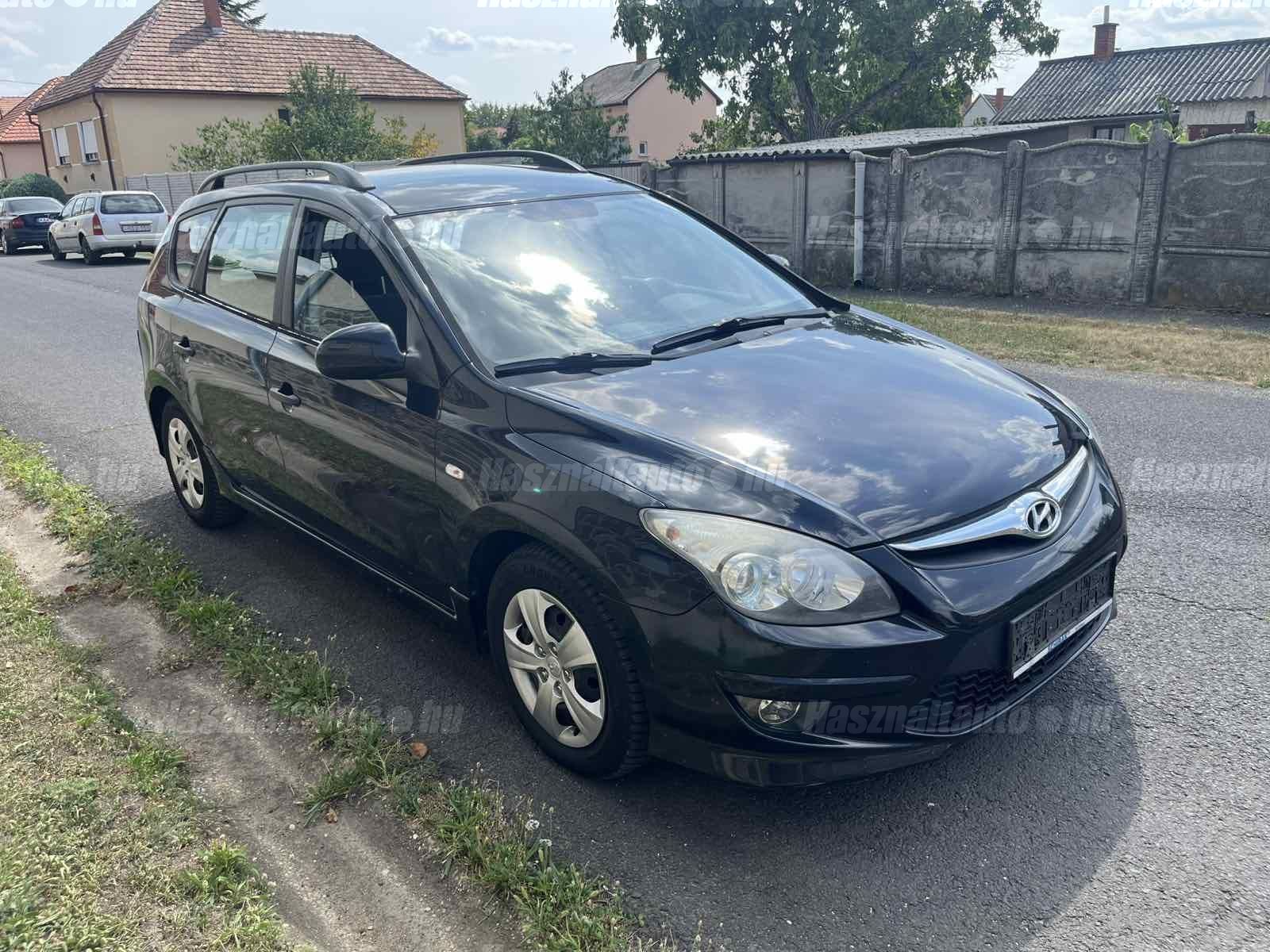 HYUNDAI I30 2011/7 - 1