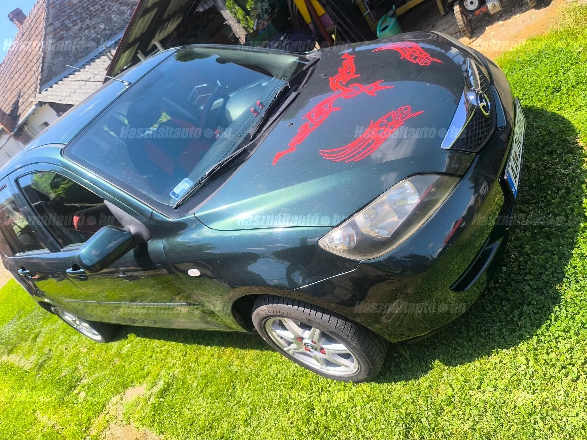 MAZDA 2 2004 - 1