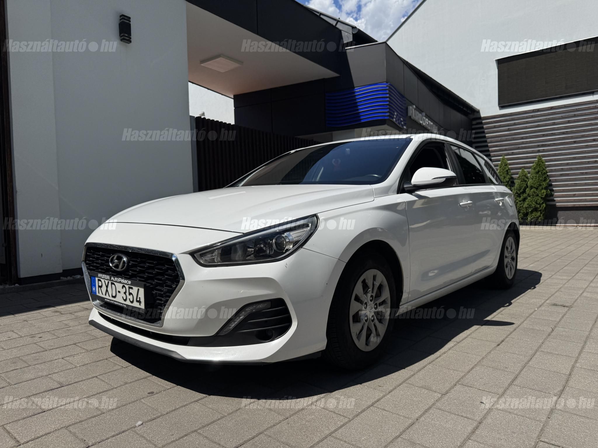 HYUNDAI I30 2019/11 - 1