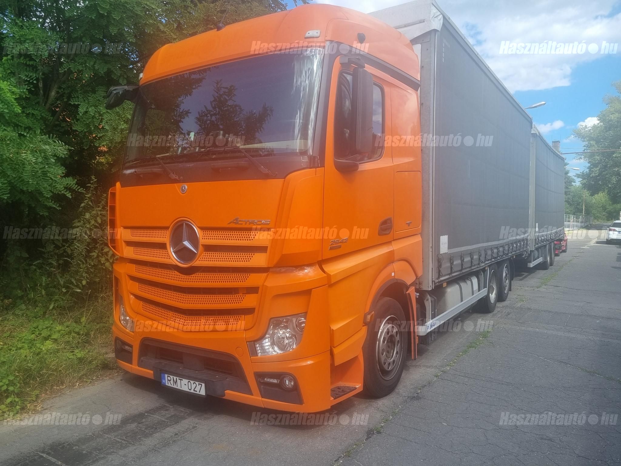 MERCEDES-BENZ 2013/4 - 1