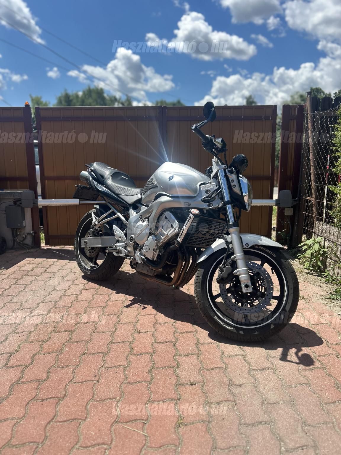 YAMAHA FZ6-N 2007/4 - 1