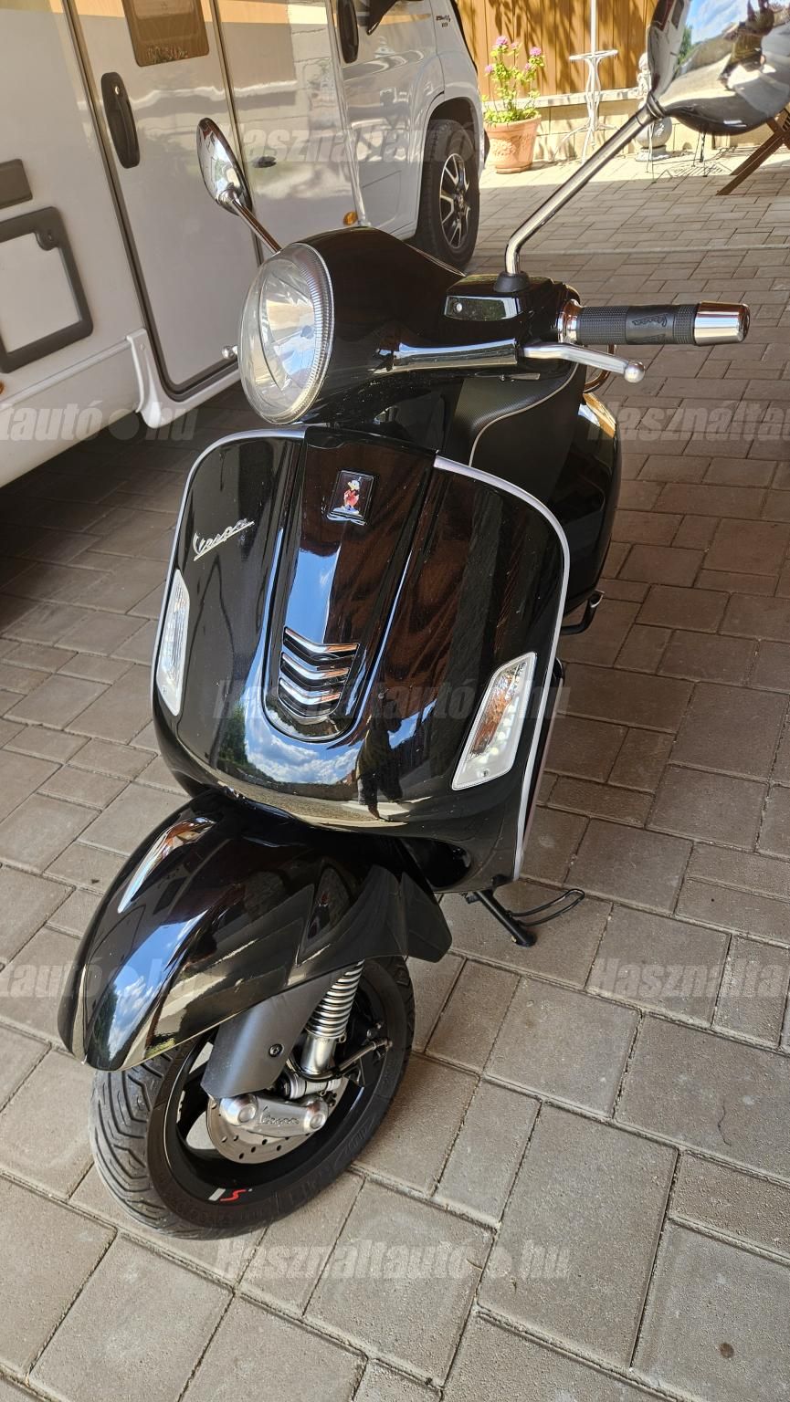VESPA GTS 2016/9 - 1