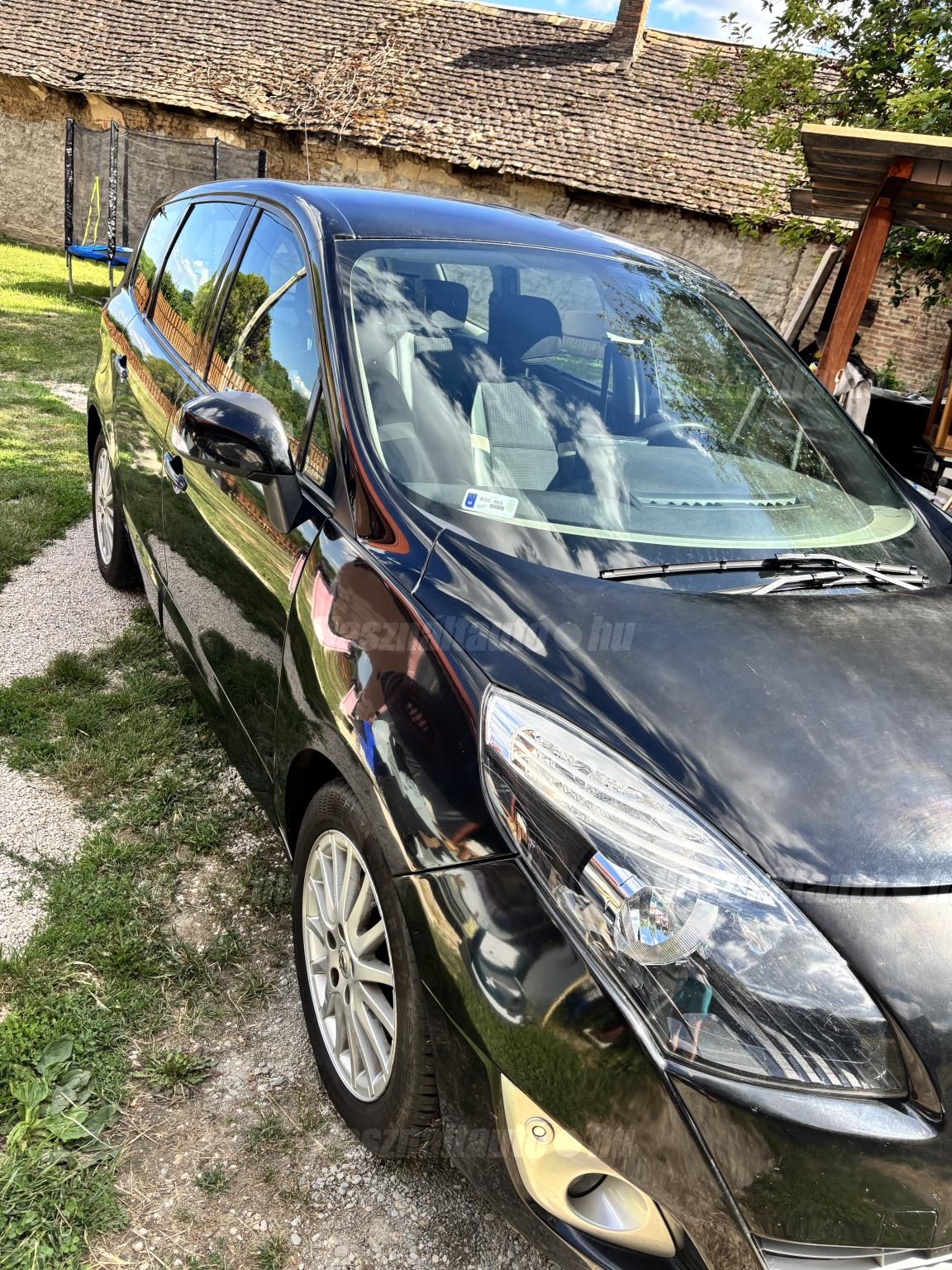 RENAULT GRAND SCENIC 2012 - 1