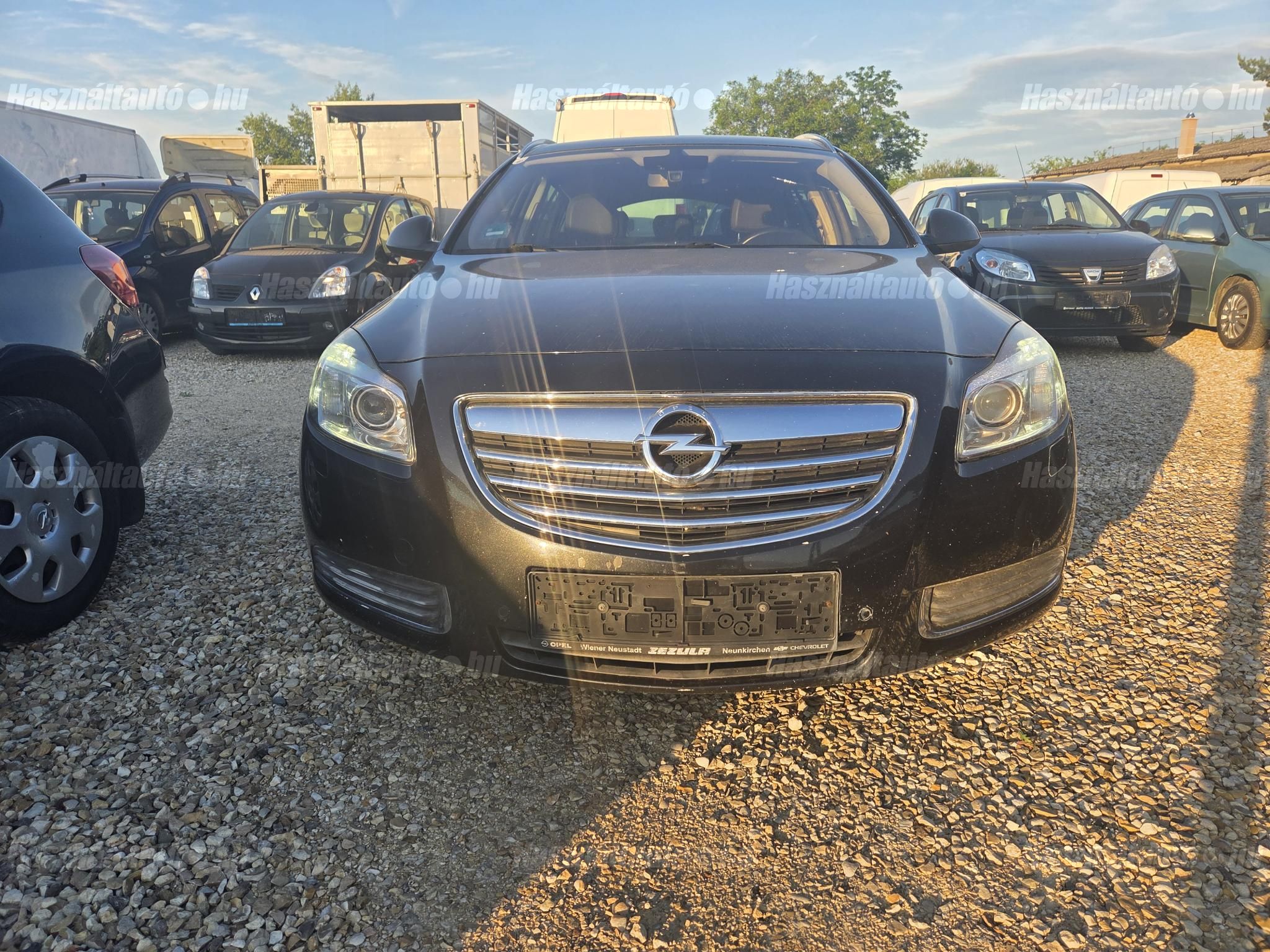 OPEL INSIGNIA 2013/6 - 1