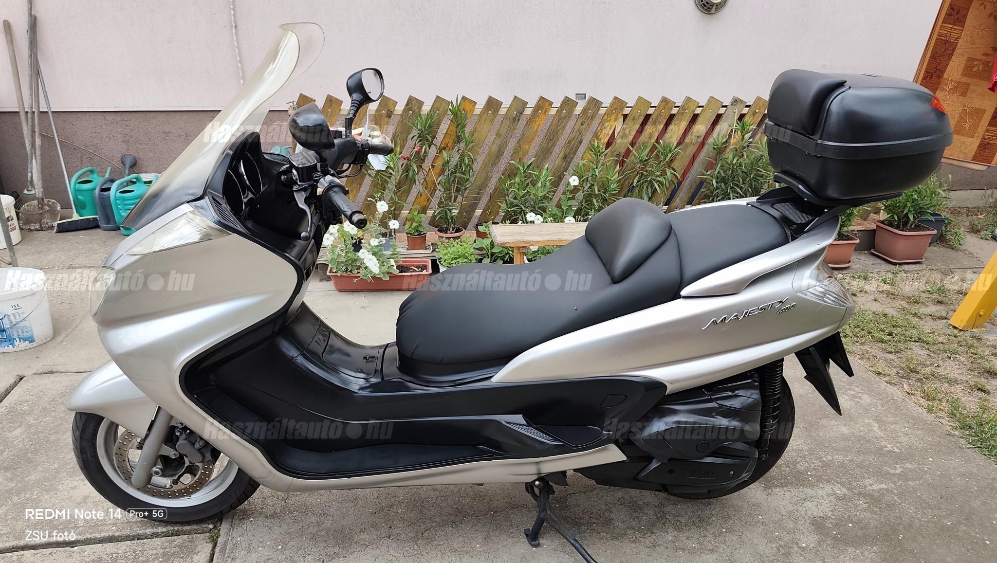 YAMAHA MAJESTY 2004/3 - 1