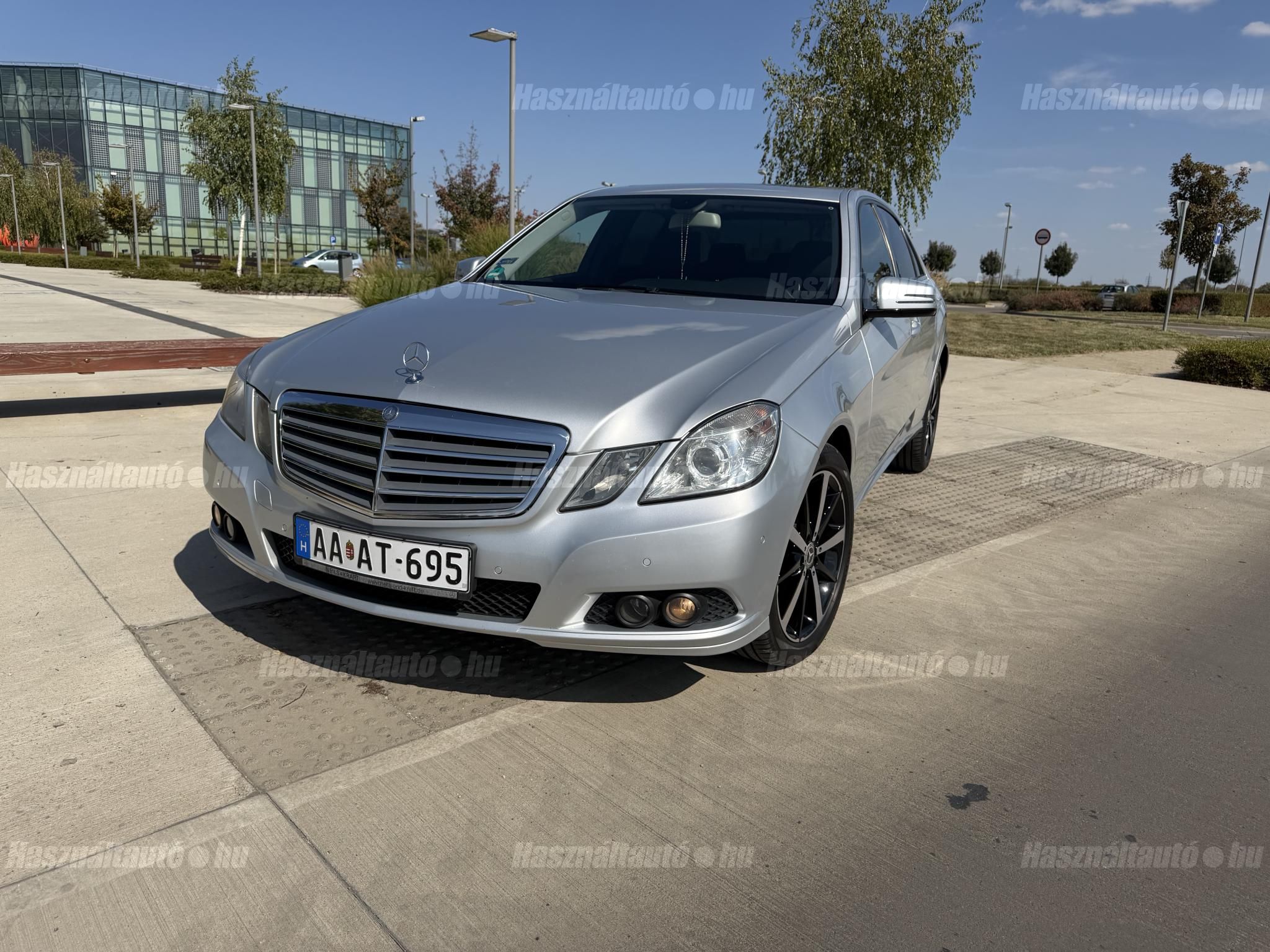 MERCEDES-BENZ E 220 2011/6 - 1